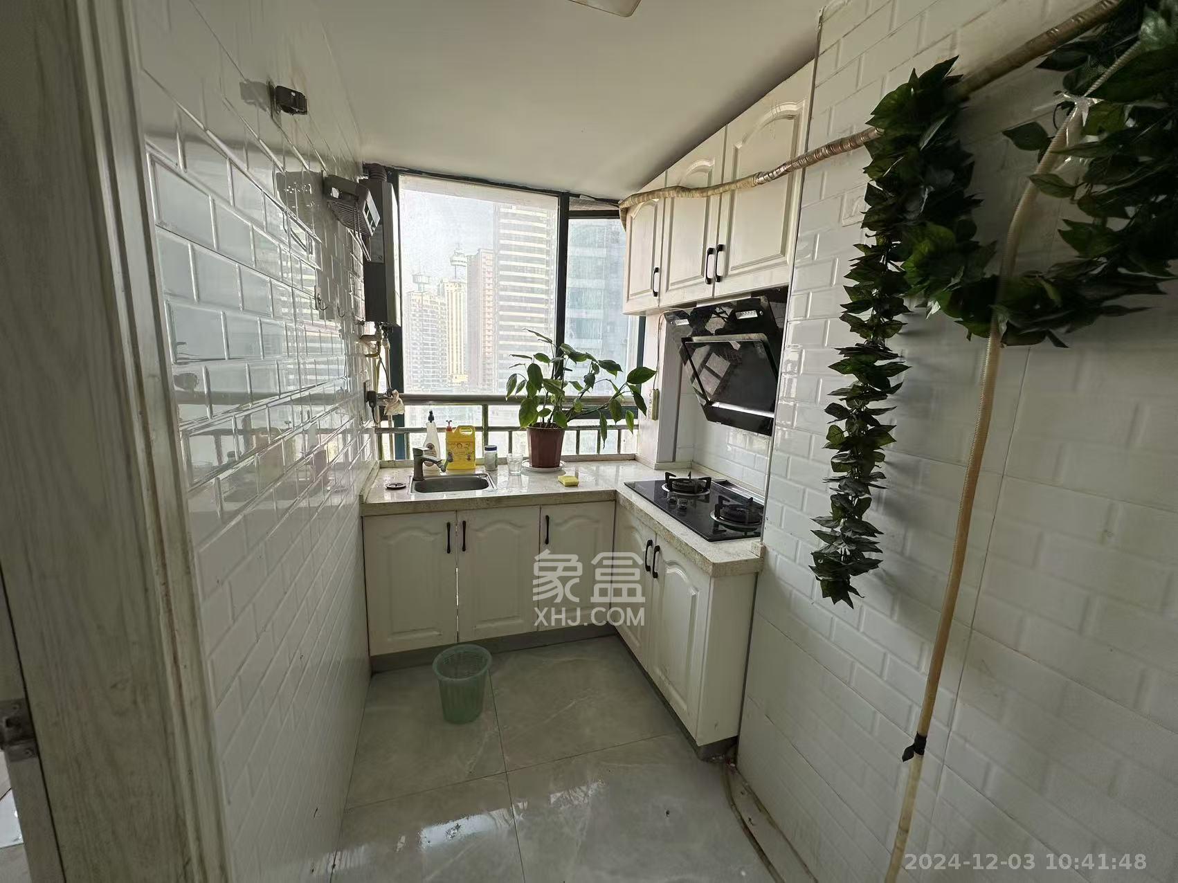 东一国际 1室1厅1卫 1800.0元/月 东一国际 1室1厅1卫 1800.0元/月室内图