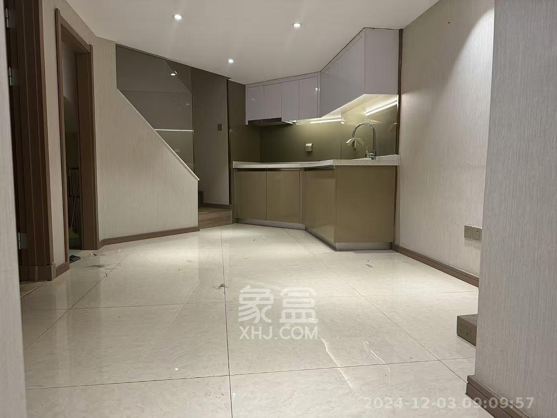 华远云玺公寓 3室2厅1卫 8000.0元/月 华远云玺公寓 3室2厅1卫 8000.0元/月室内图