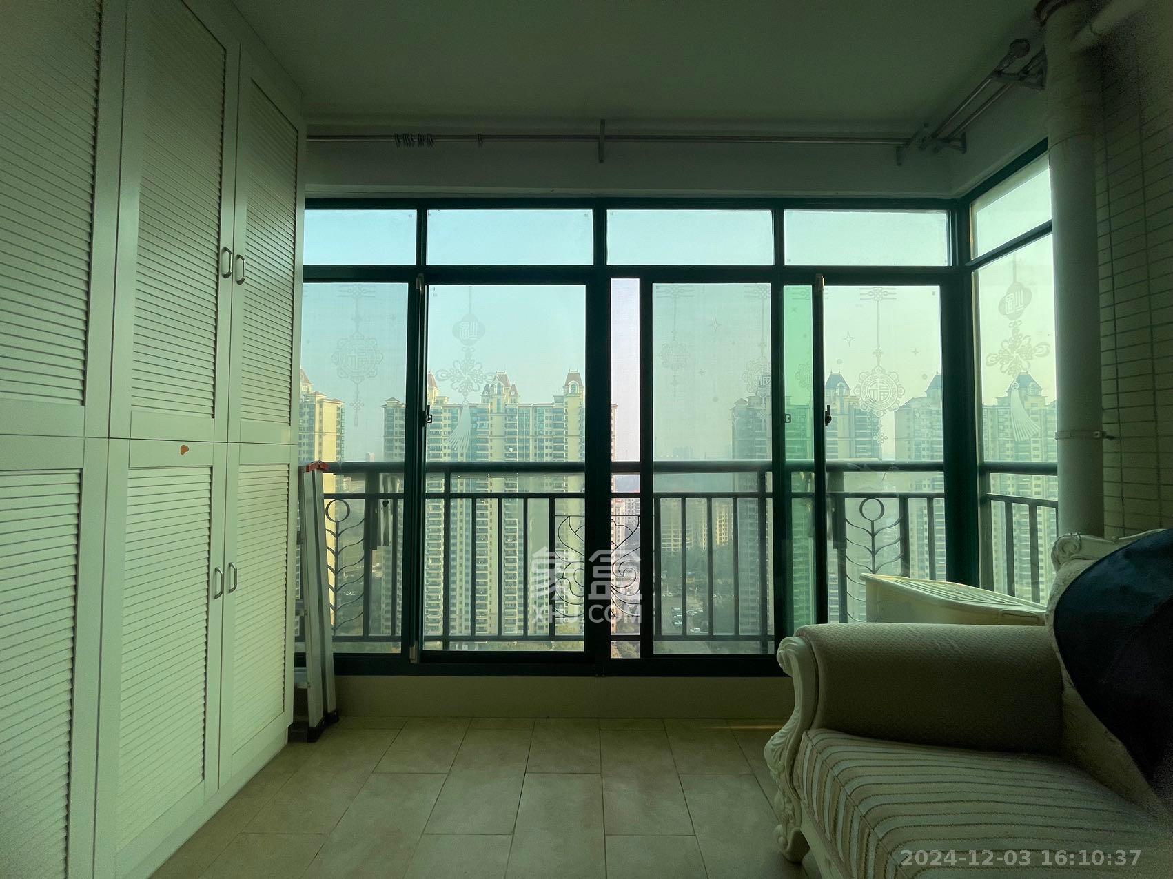 恒大雅苑 3室2厅2卫 2500.0元/月 恒大雅苑 3室2厅2卫 2500.0元/月室内图