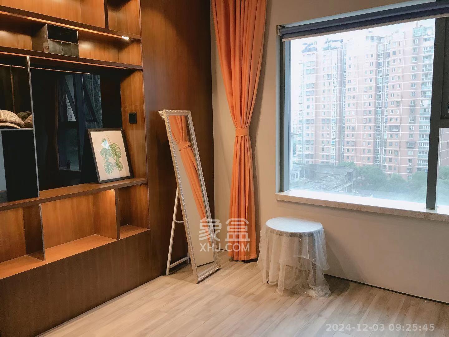 东怡外国(南湖一号) 2室1厅1卫 4800.0元/月 东怡外国(南湖一号) 2室1厅1卫 4800.0元/月室内图