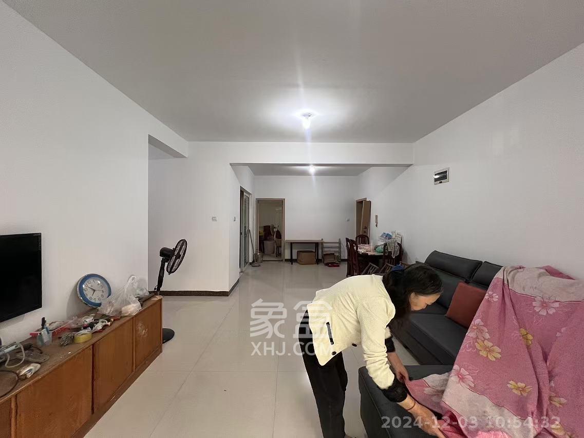 洞井二小区 1室0厅0卫 2000.0元/月 洞井二小区 1室0厅0卫 2000.0元/月室内图