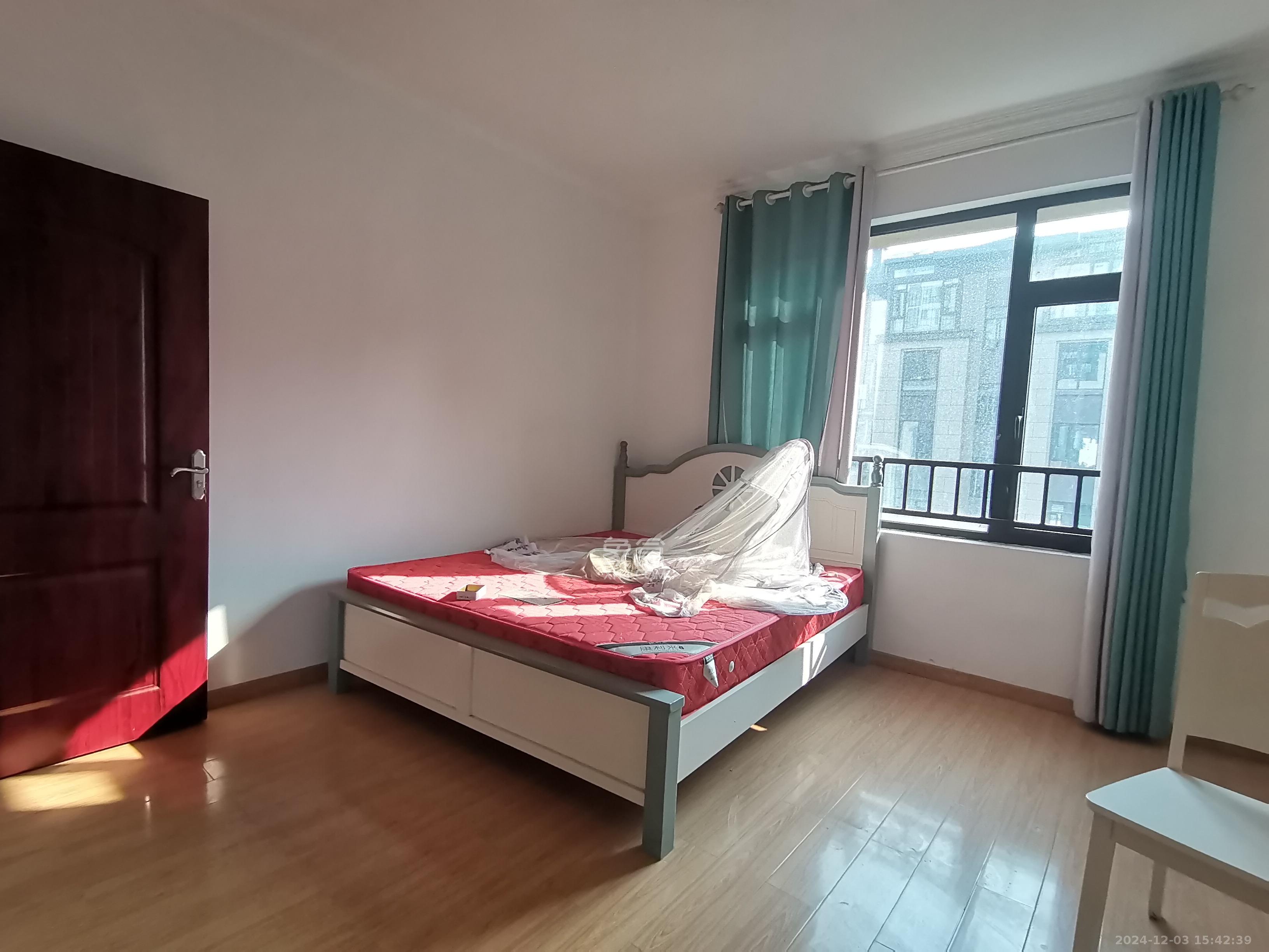 北大资源理想家园  4室2厅2卫    3500.0元/月 北大资源理想家园  4室2厅2卫    3500.0元/月室内图