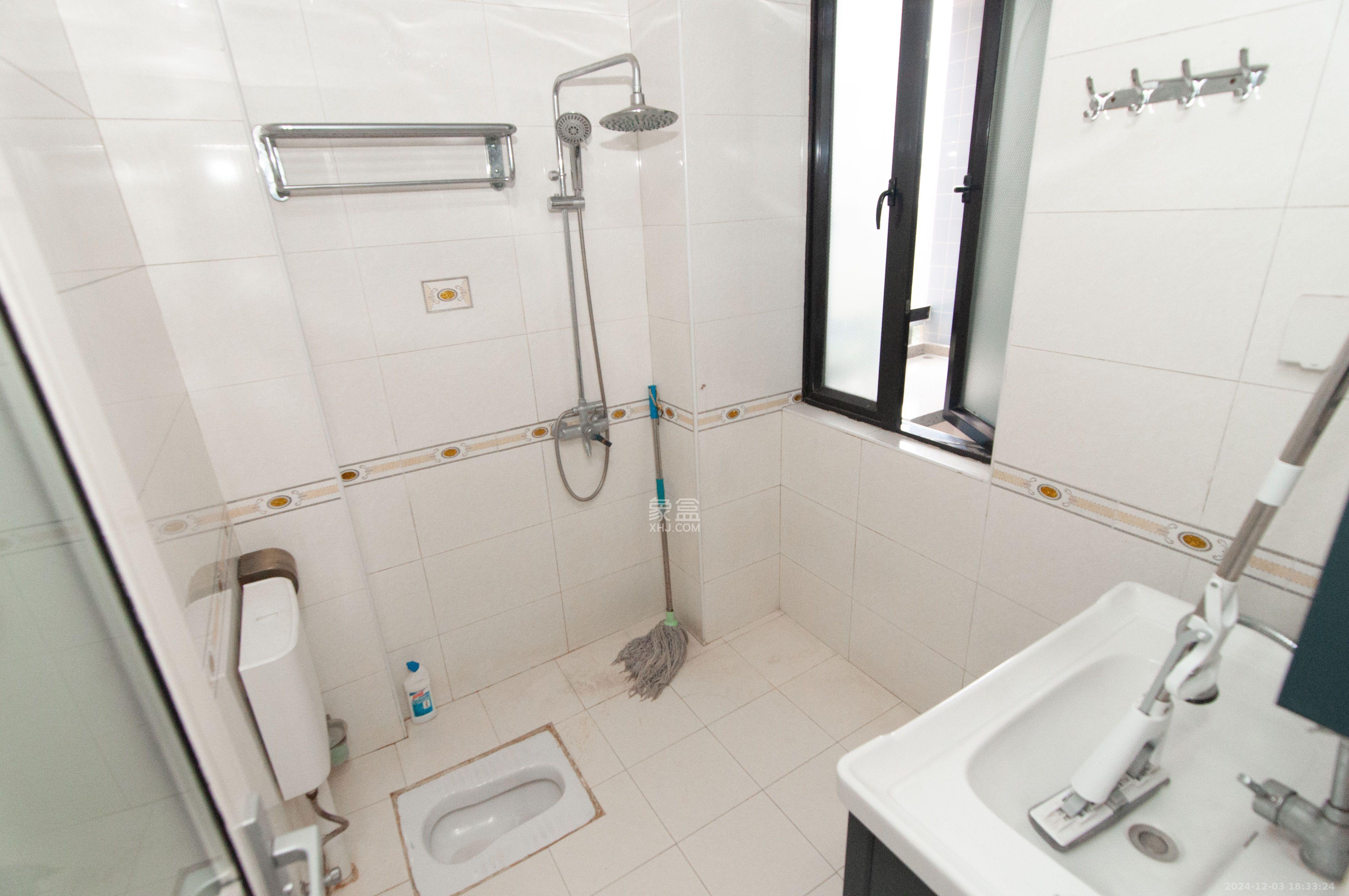 麓谷明珠  2室2厅1卫    2400.0元/月 麓谷明珠  2室2厅1卫    2400.0元/月室内图