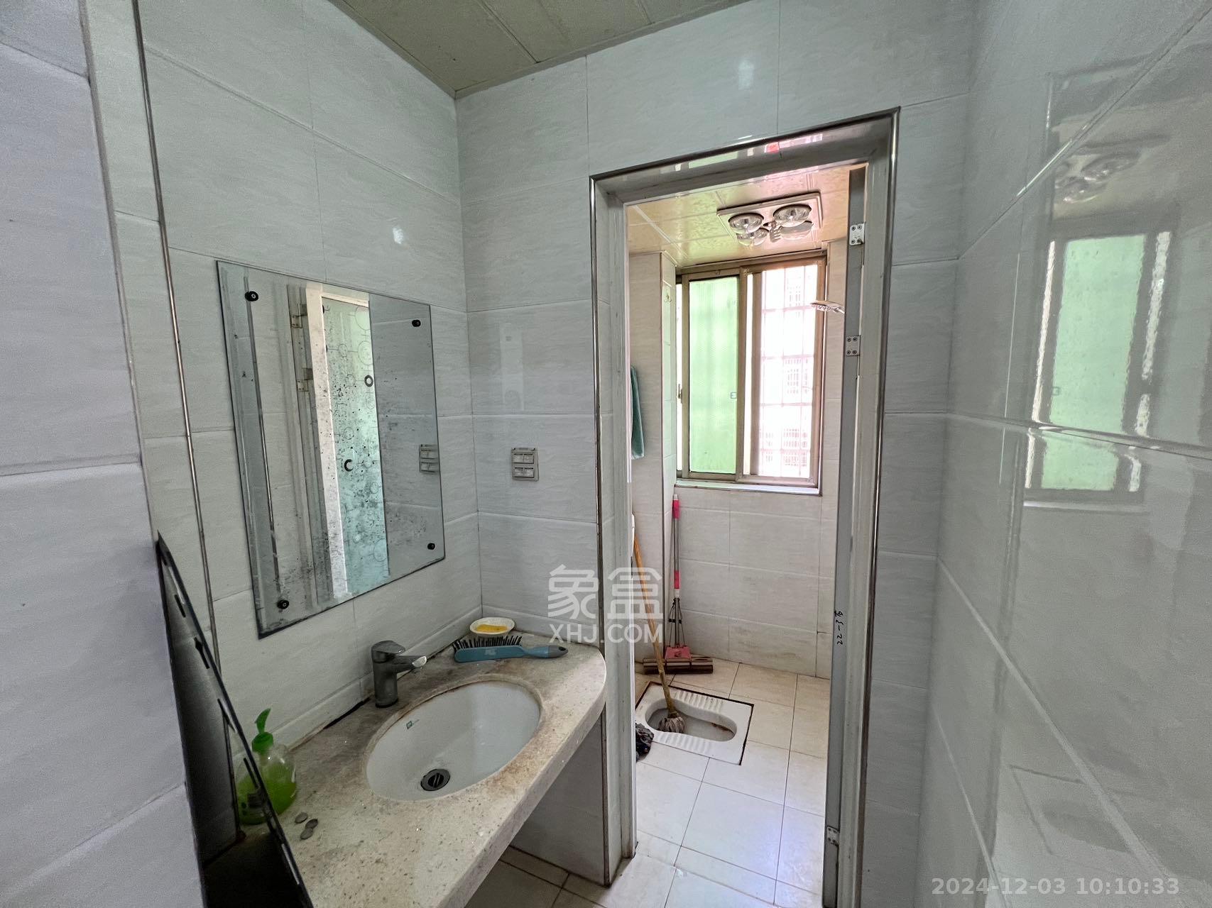 和平小区 3室2厅2卫 1700.0元/月 和平小区 3室2厅2卫 1700.0元/月室内图