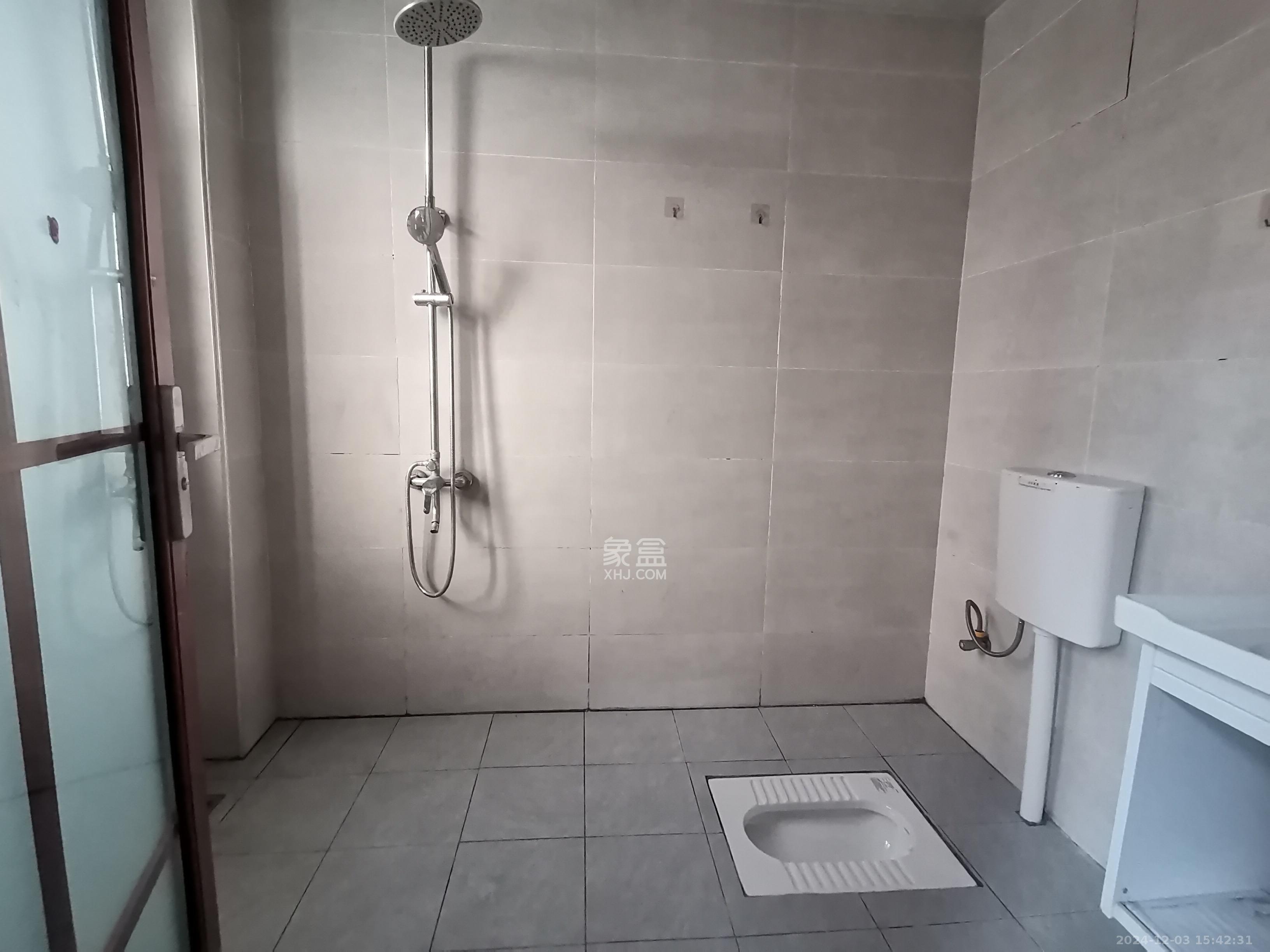 北大资源理想家园  4室2厅2卫    3500.0元/月 北大资源理想家园  4室2厅2卫    3500.0元/月室内图