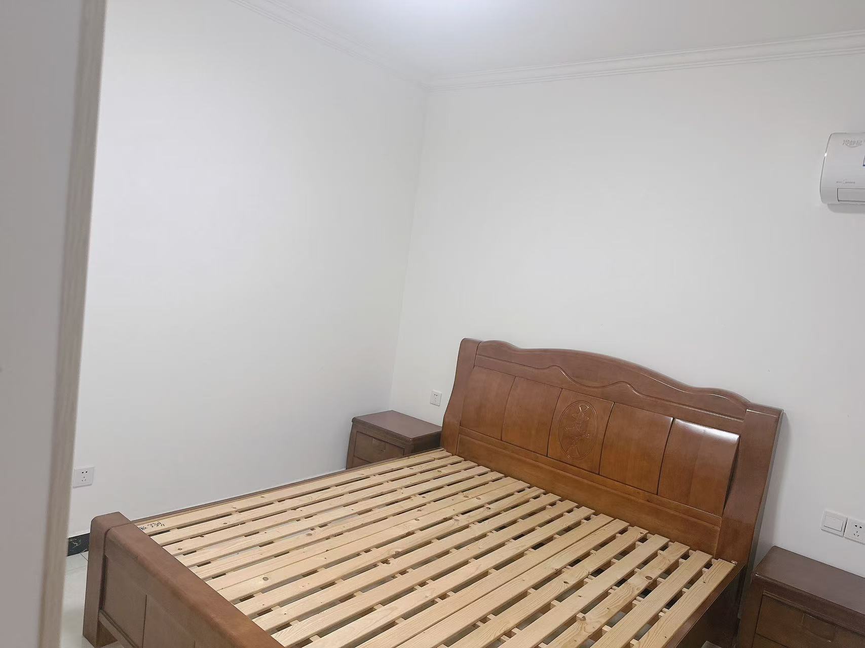 南坪花苑 2室2厅1卫 1500.0元/月 南坪花苑 2室2厅1卫 1500.0元/月室内图