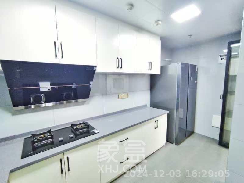 恒大清澜苑（恒大御景半岛四期）  3室2厅2卫    2700.0元/月室内图