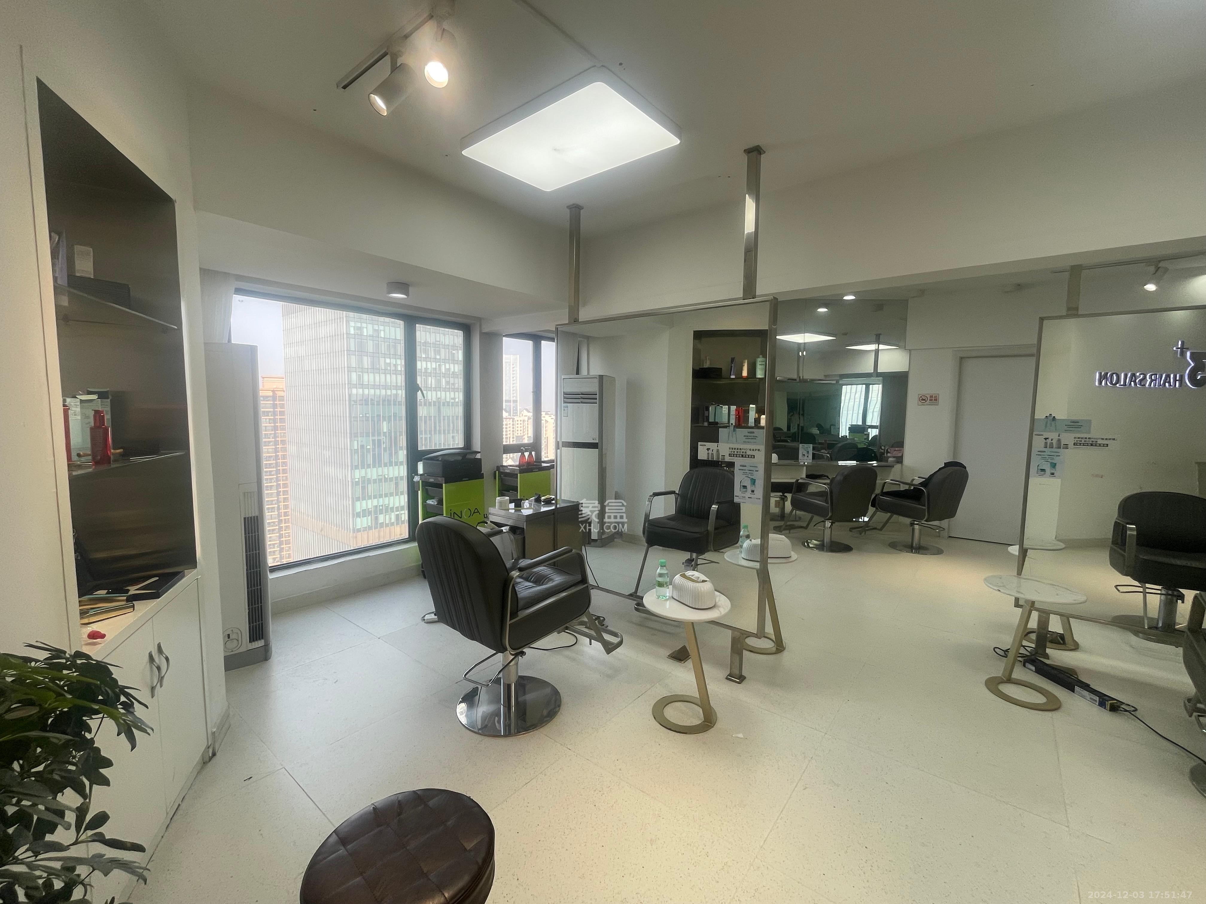 东城港 1室1厅1卫 7200.0元/月 东城港 1室1厅1卫 7200.0元/月室内图