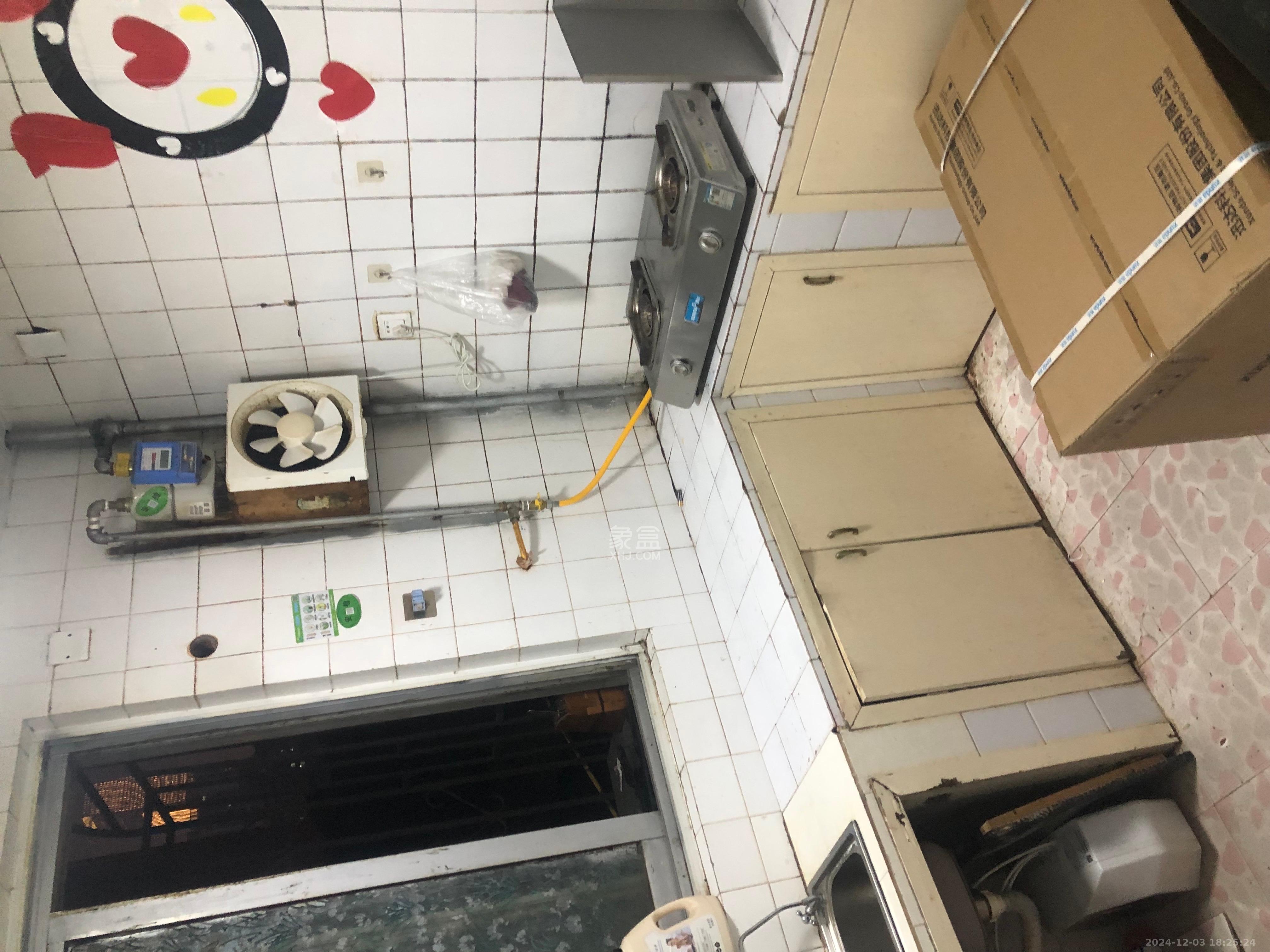 地质中学宿舍 2室2厅1卫 2400.0元/月 地质中学宿舍 2室2厅1卫 2400.0元/月室内图