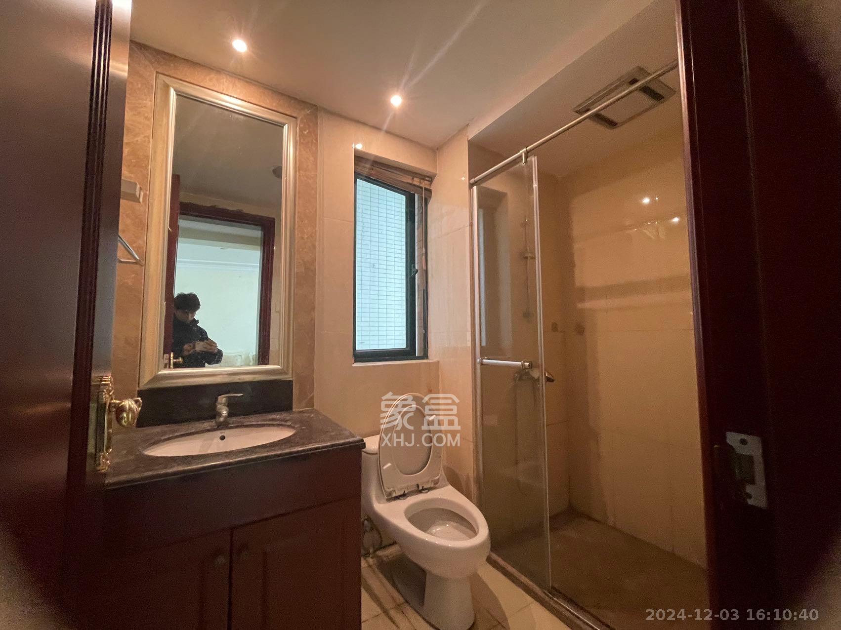 恒大雅苑 3室2厅2卫 2500.0元/月 恒大雅苑 3室2厅2卫 2500.0元/月室内图