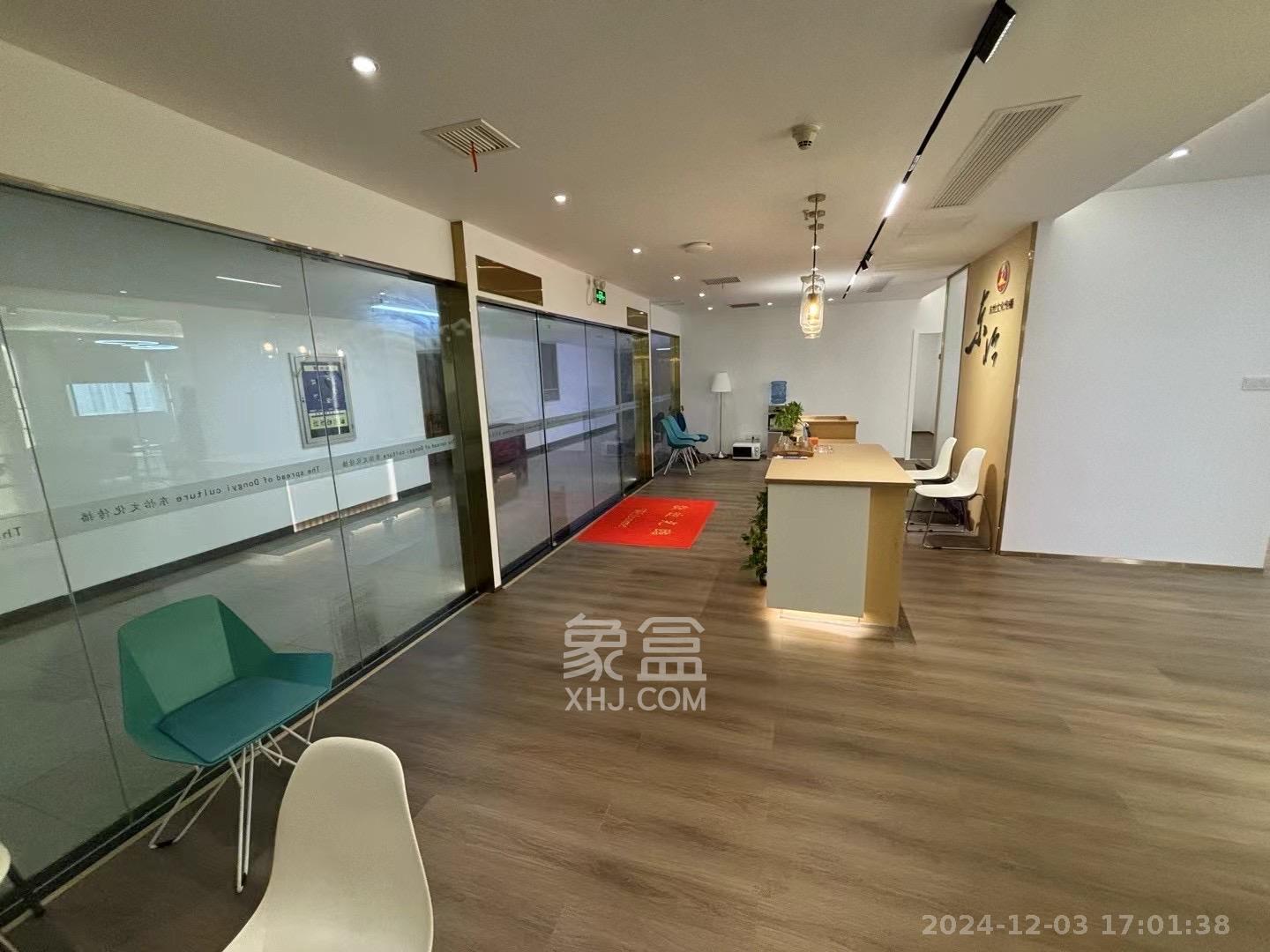 湖南平和堂商贸大厦 5室2厅1卫 30000.0元/月 湖南平和堂商贸大厦 5室2厅1卫 30000.0元/月室内图