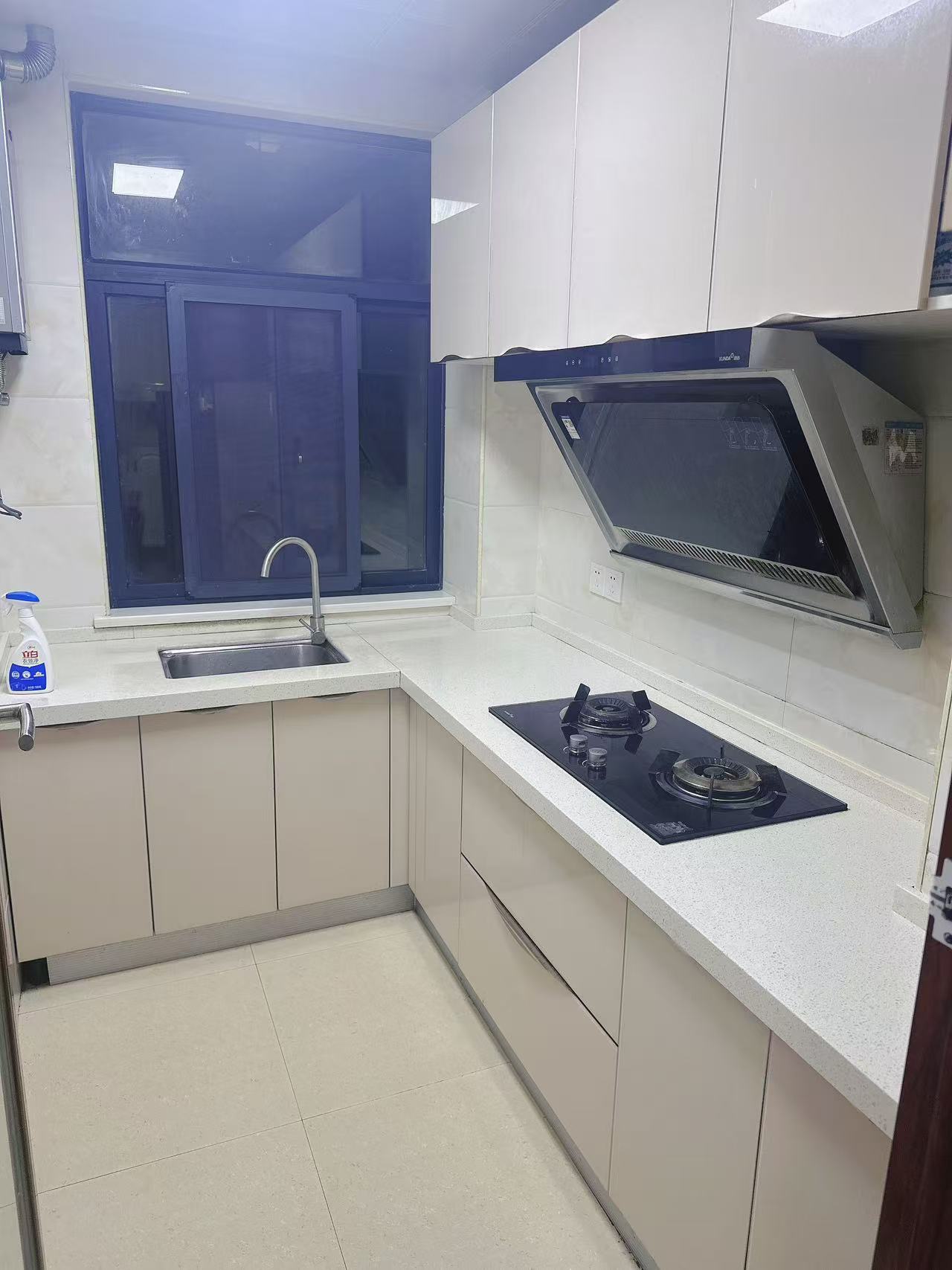 南坪花苑 2室2厅1卫 1500.0元/月 南坪花苑 2室2厅1卫 1500.0元/月室内图