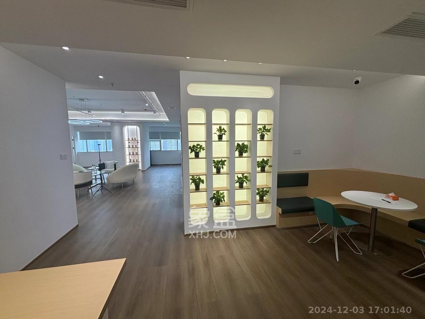 湖南平和堂商贸大厦 5室2厅1卫 30000.0元/月 湖南平和堂商贸大厦 5室2厅1卫 30000.0元/月室内图