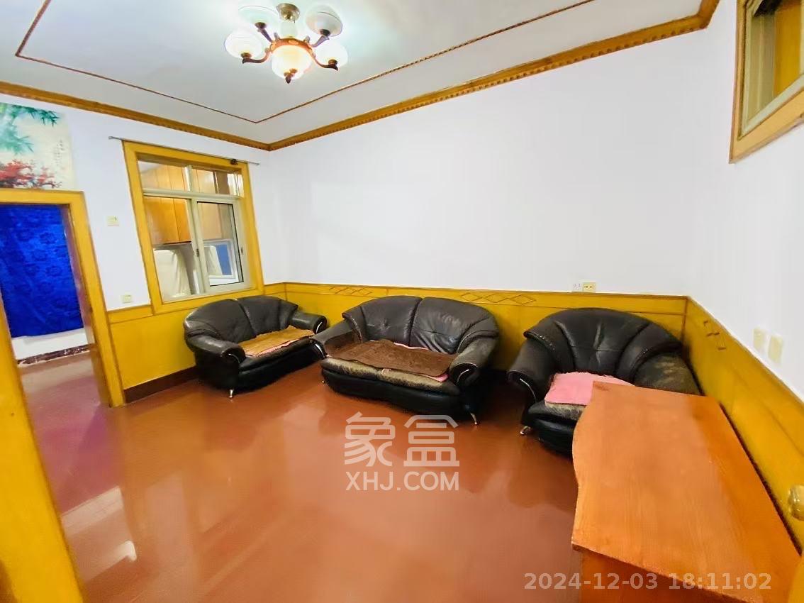 东瓜山二村  2室1厅1卫    1200.0元/月 东瓜山二村  2室1厅1卫    1200.0元/月室内图