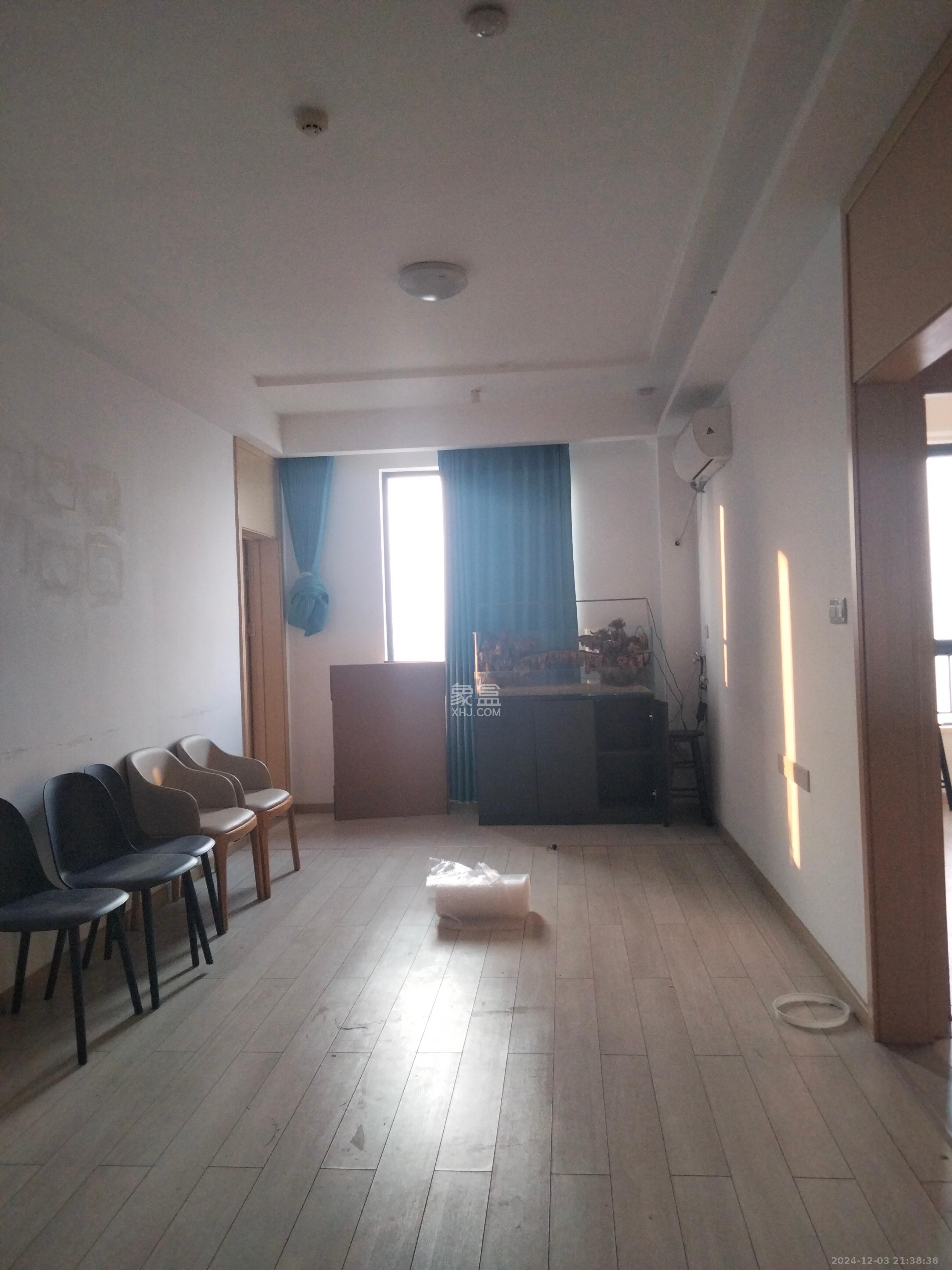 启迪协信中心  2室1厅1卫    2800.0元/月 启迪协信中心  2室1厅1卫    2800.0元/月