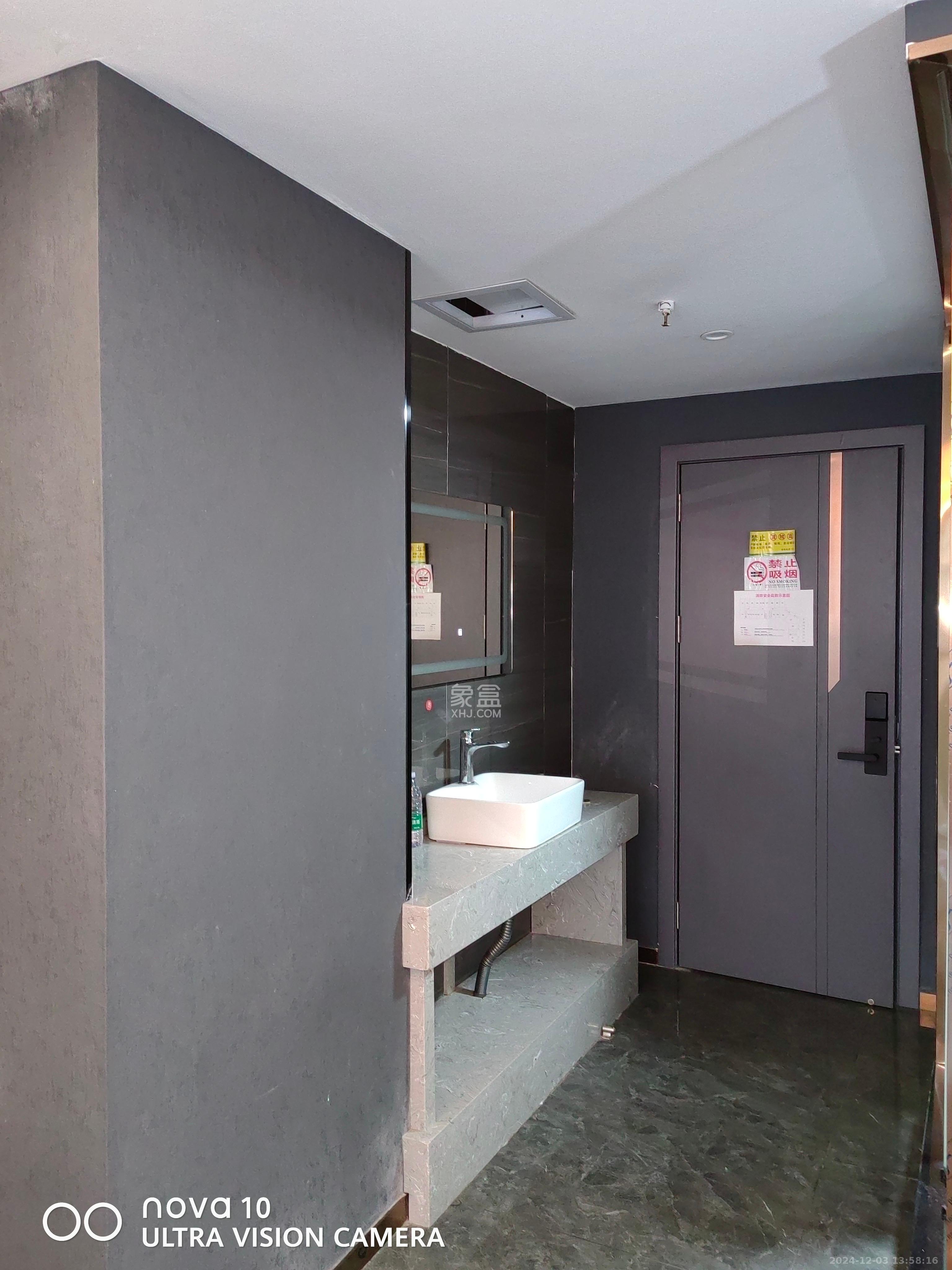 五一新干线  1室1厅1卫    2100.0元/月 五一新干线  1室1厅1卫    2100.0元/月室内图