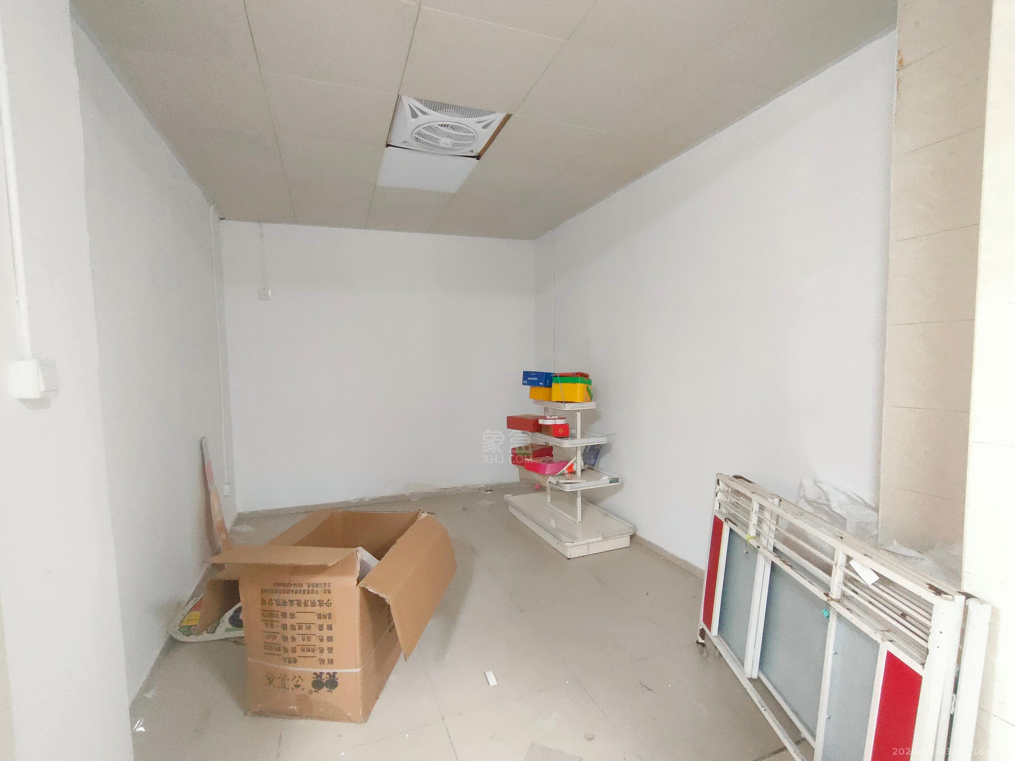 湘银星城 1室0厅0卫 4500.0元/月 湘银星城 1室0厅0卫 4500.0元/月室内图