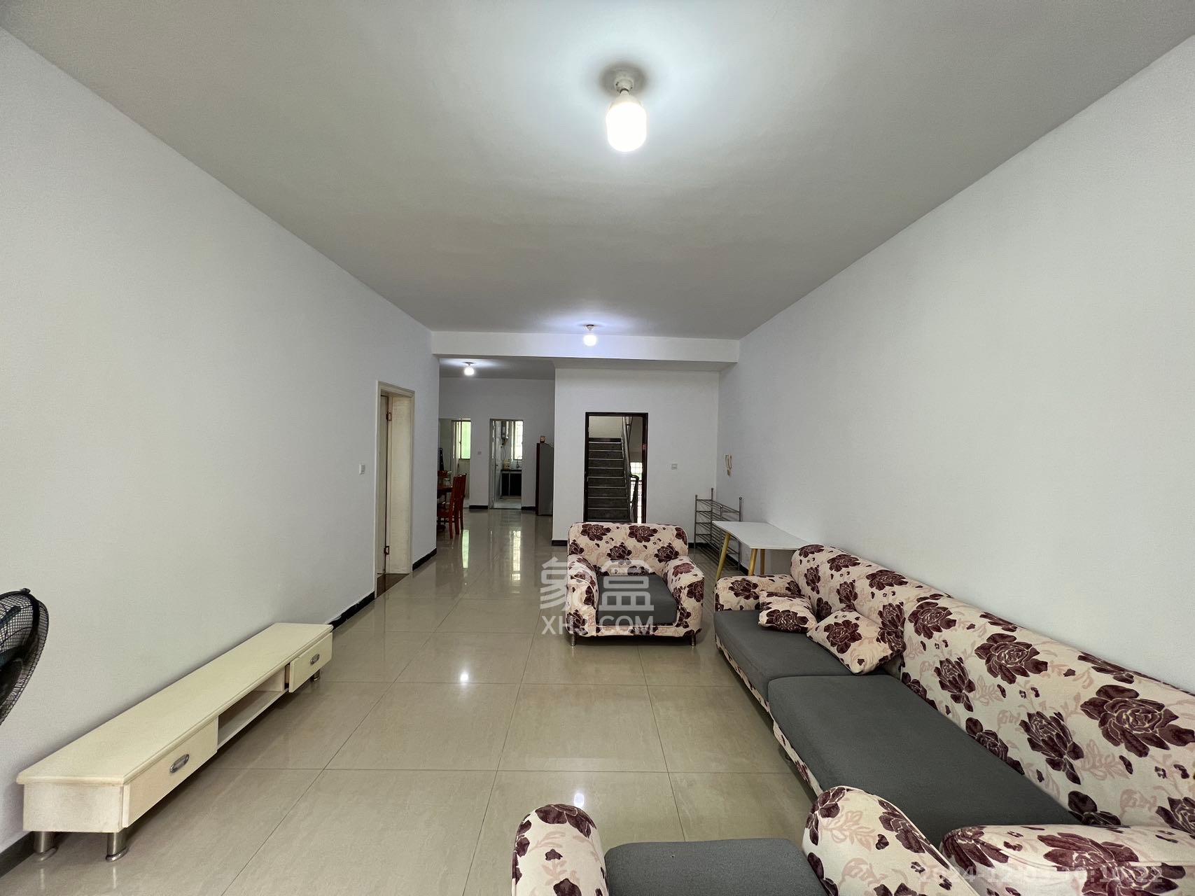 和平小区 3室2厅2卫 1700.0元/月 和平小区 3室2厅2卫 1700.0元/月室内图