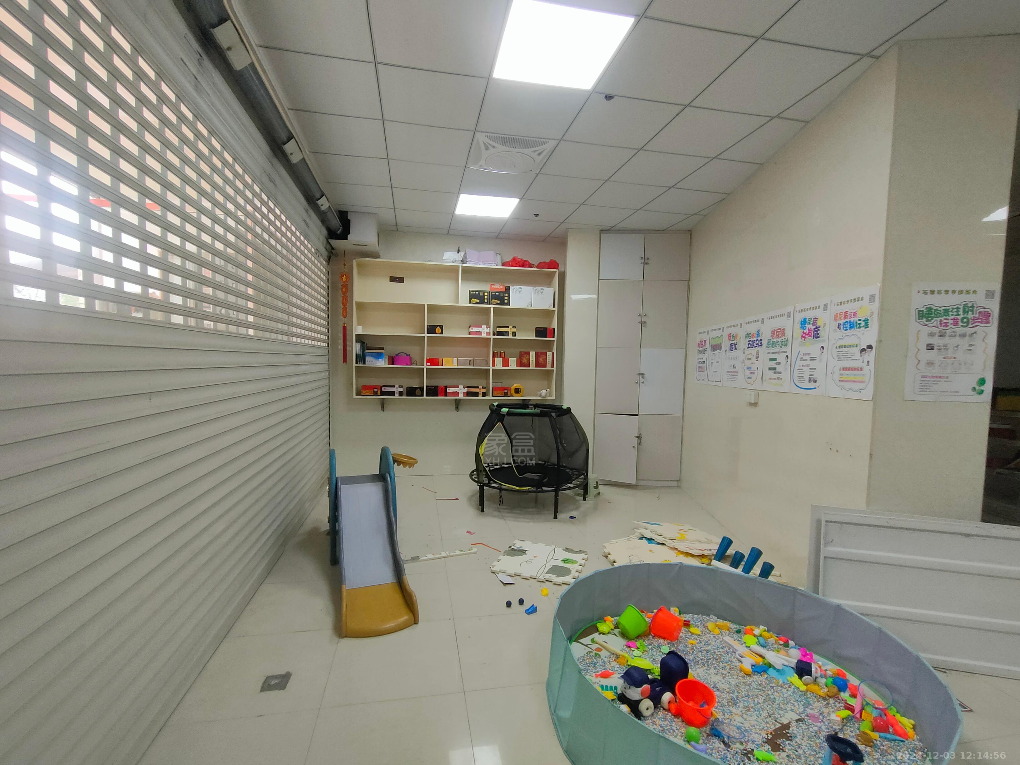 湘银星城 1室0厅0卫 4500.0元/月 湘银星城 1室0厅0卫 4500.0元/月室内图