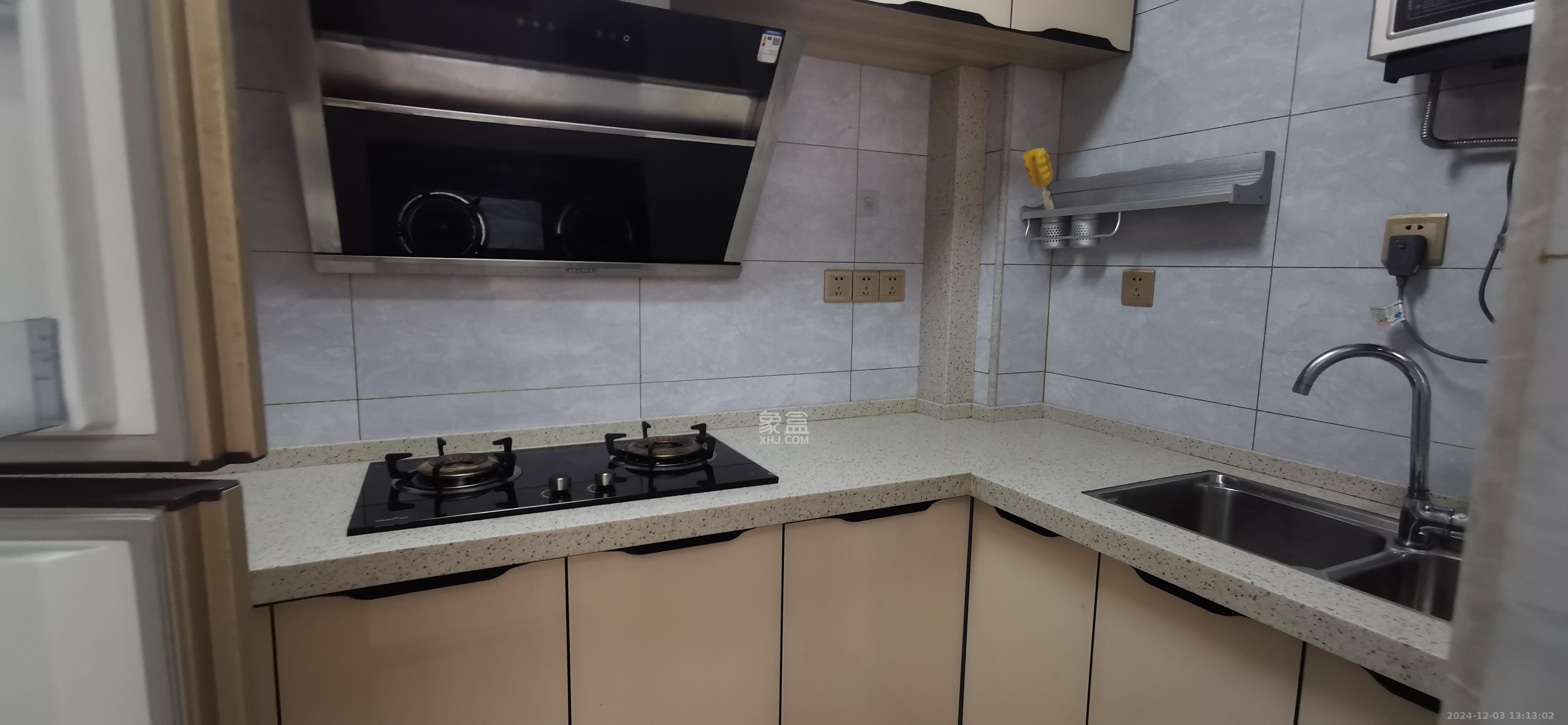 朝正美苑  2室2厅1卫    2300.0元/月室内图