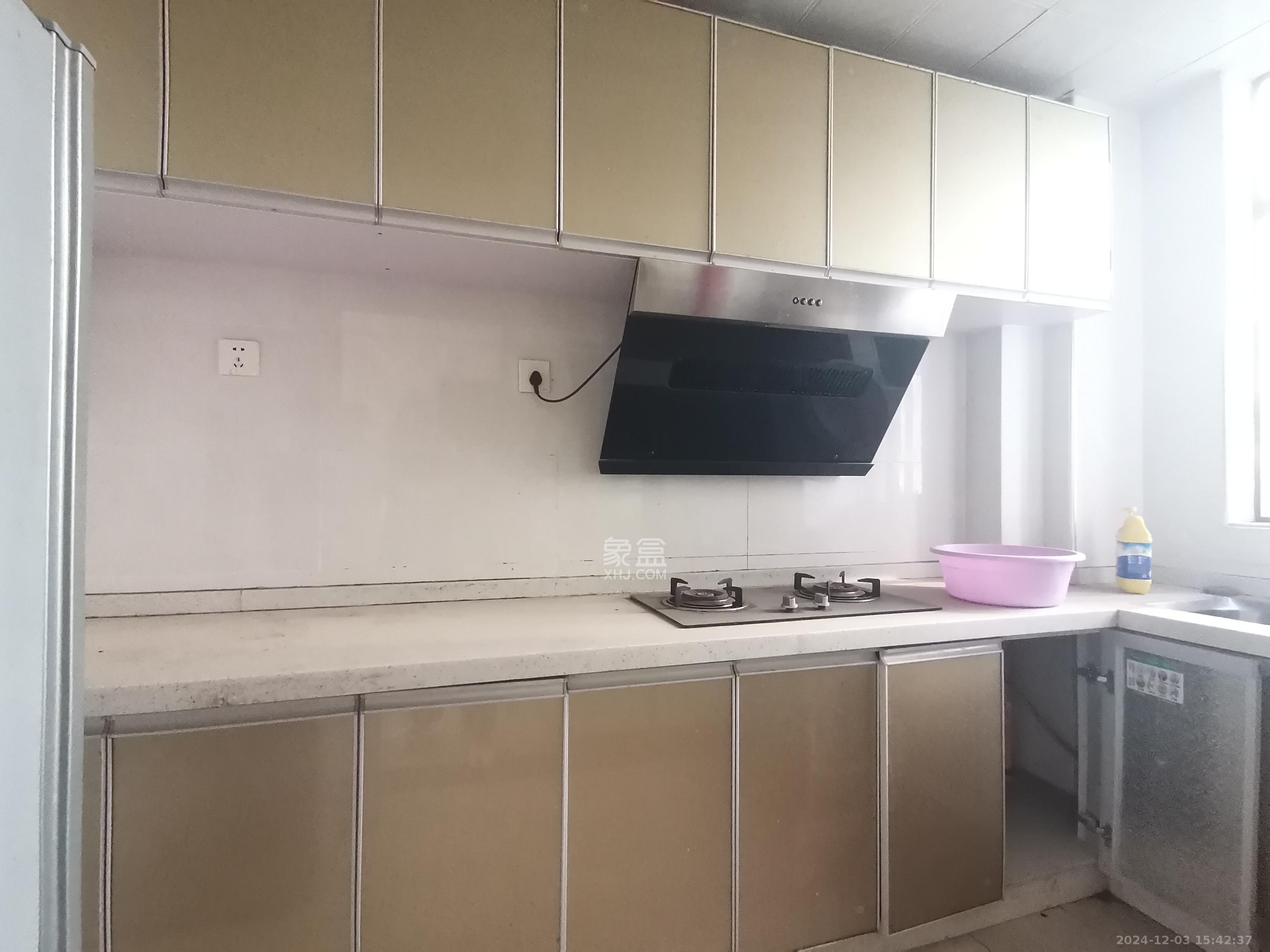 北大资源理想家园  4室2厅2卫    3500.0元/月 北大资源理想家园  4室2厅2卫    3500.0元/月室内图