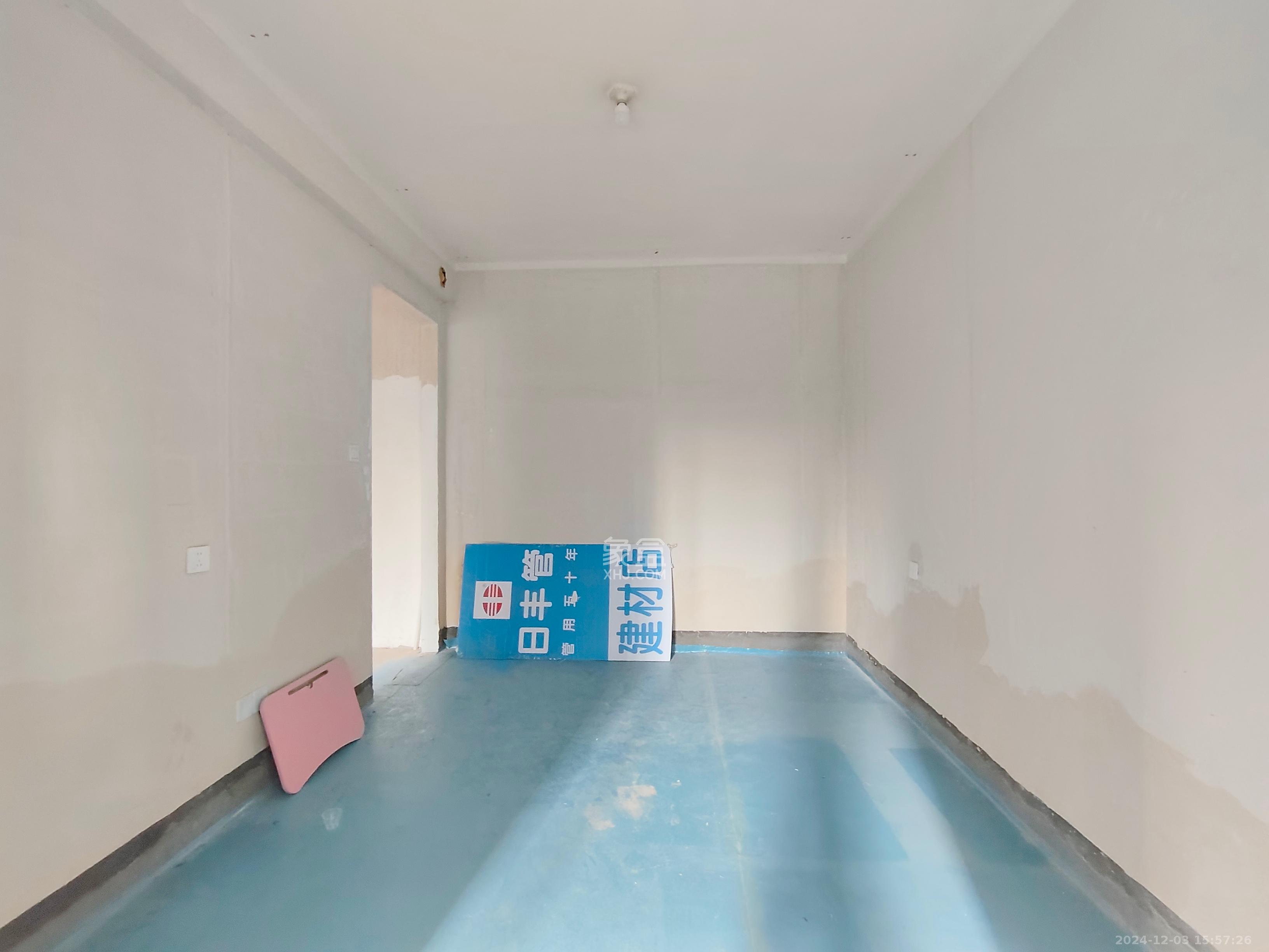 绿城美的明月江南 4室2厅2卫 2200.0元/月 绿城美的明月江南 4室2厅2卫 2200.0元/月室内图