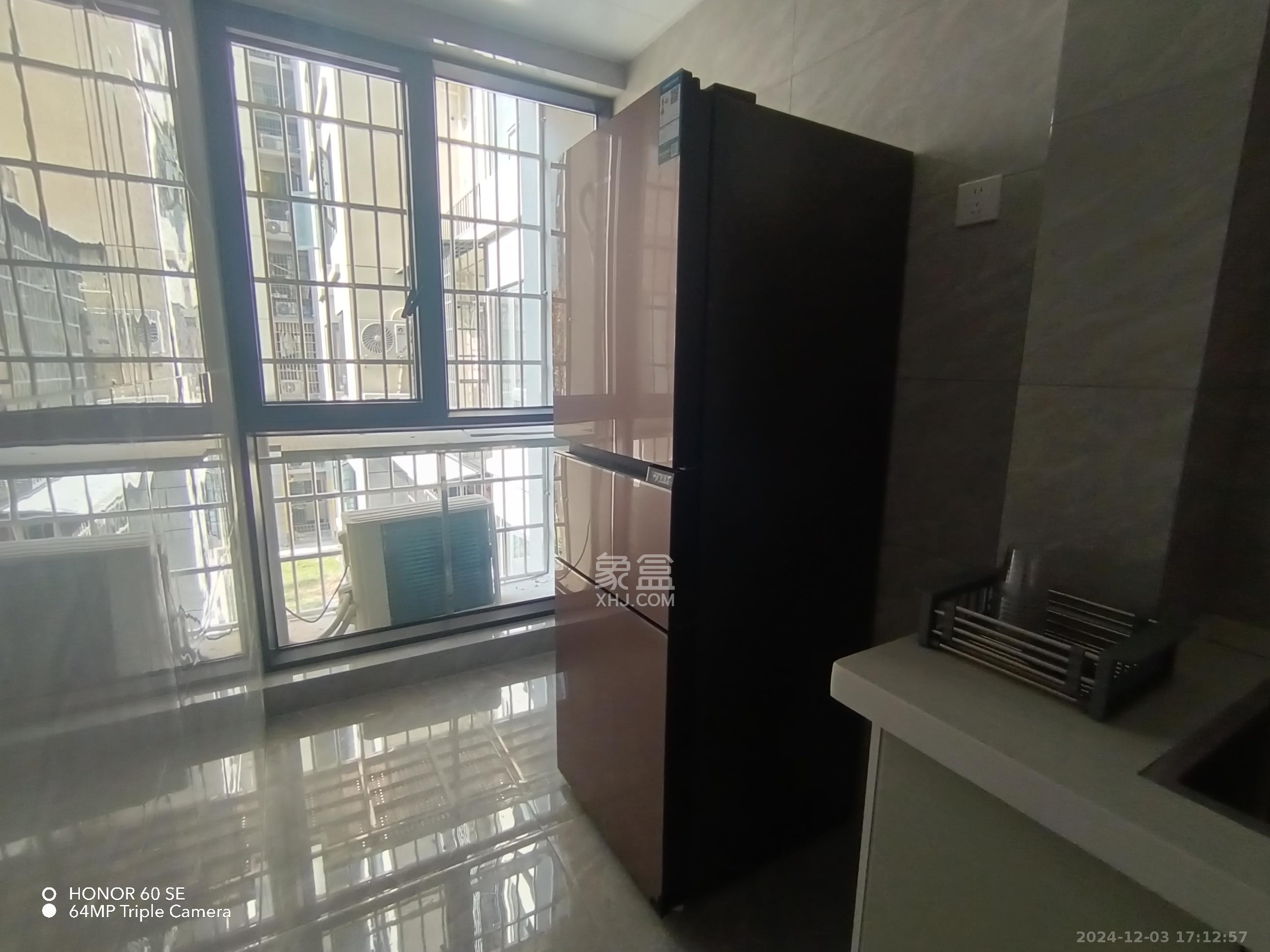 惟智园安置小区  2室2厅1卫    2200.0元/月室内图