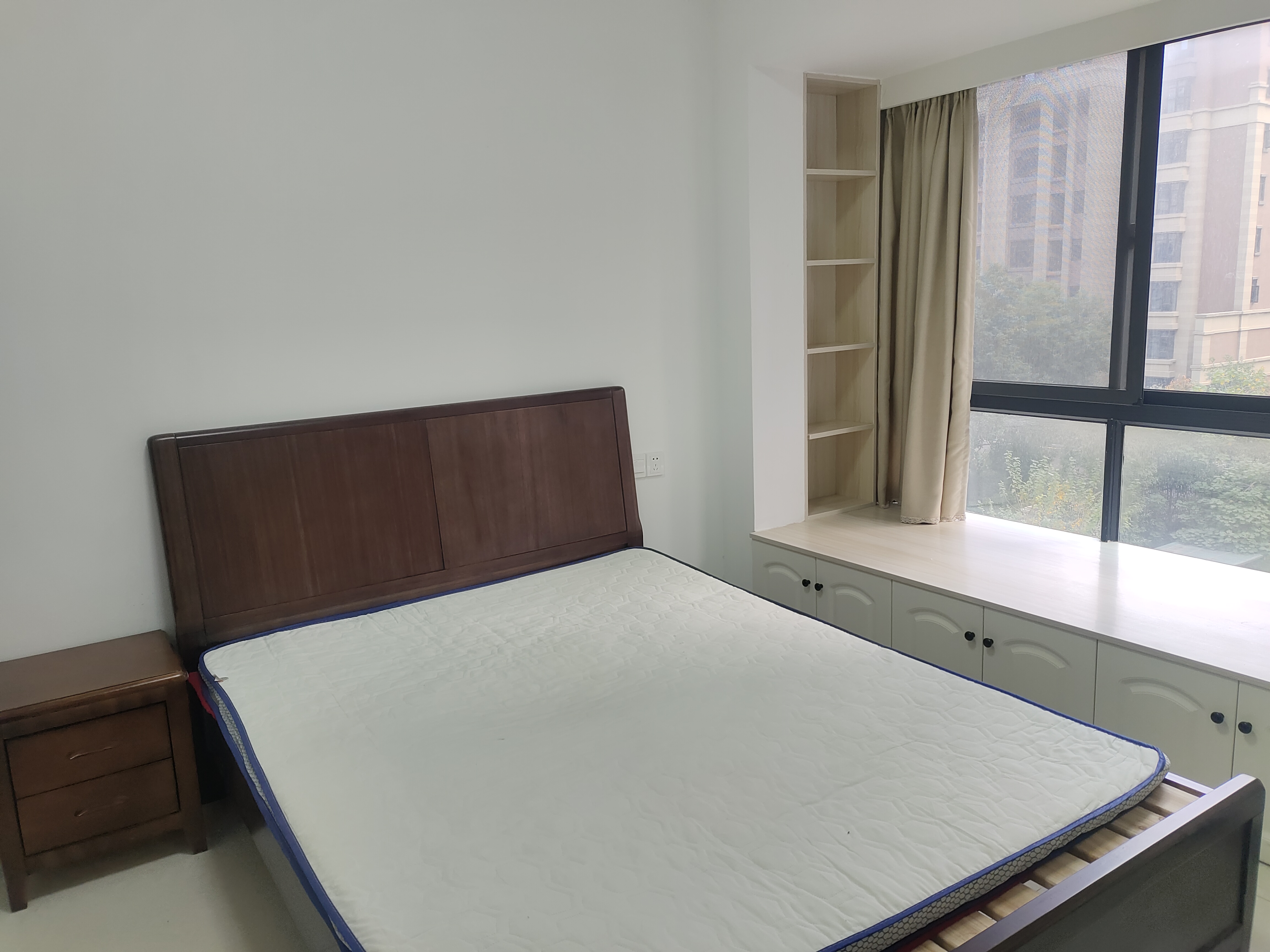 南坪花苑 2室2厅1卫 1500.0元/月 南坪花苑 2室2厅1卫 1500.0元/月室内图