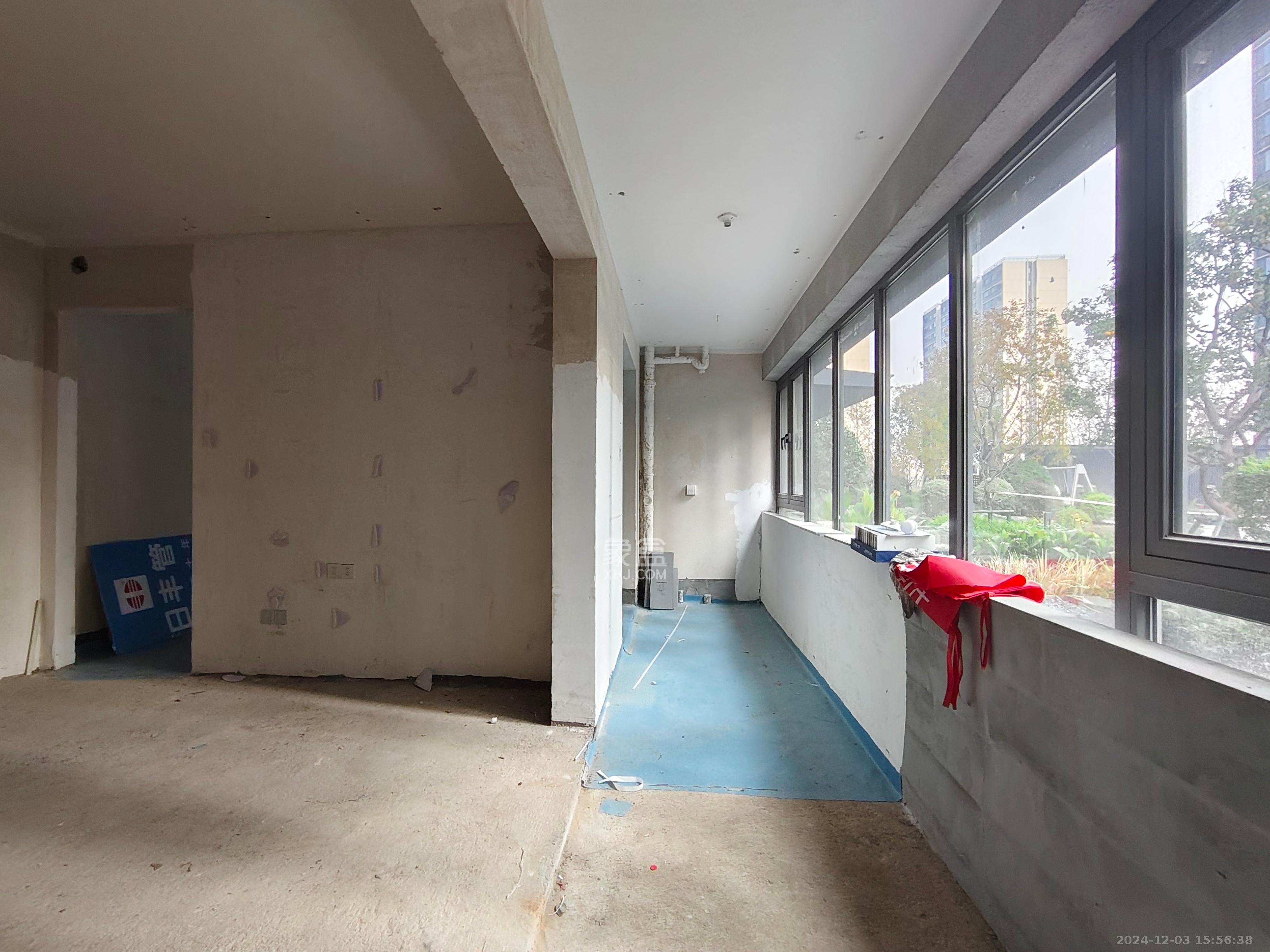 绿城美的明月江南 4室2厅2卫 2200.0元/月 绿城美的明月江南 4室2厅2卫 2200.0元/月室内图