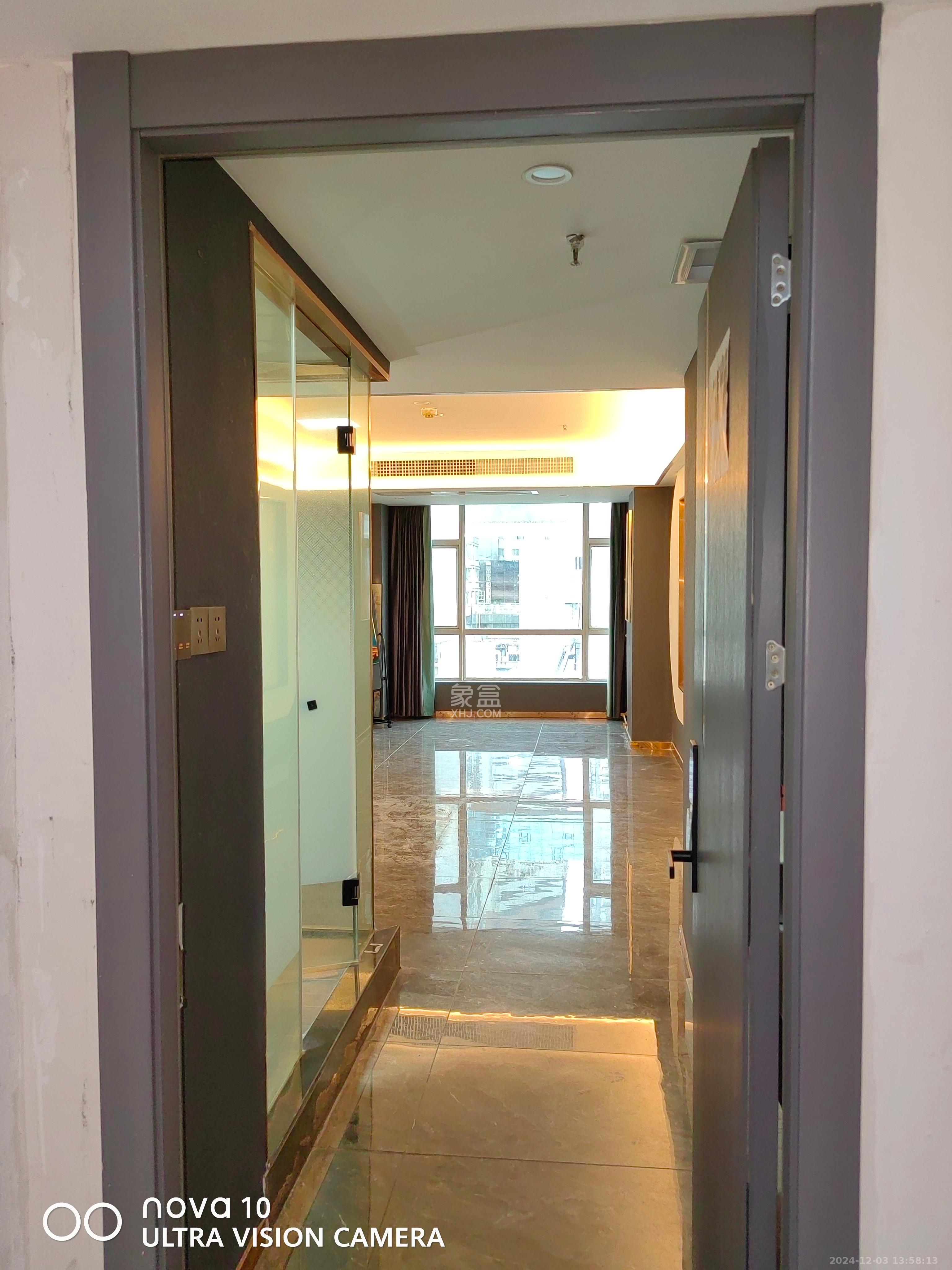 五一新干线  1室1厅1卫    2100.0元/月 五一新干线  1室1厅1卫    2100.0元/月室内图1