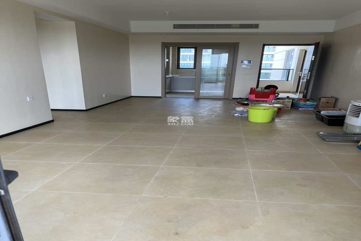 融创桃源大观 3室2厅2卫 2380.0元/月 融创桃源大观 3室2厅2卫 2380.0元/月室内图