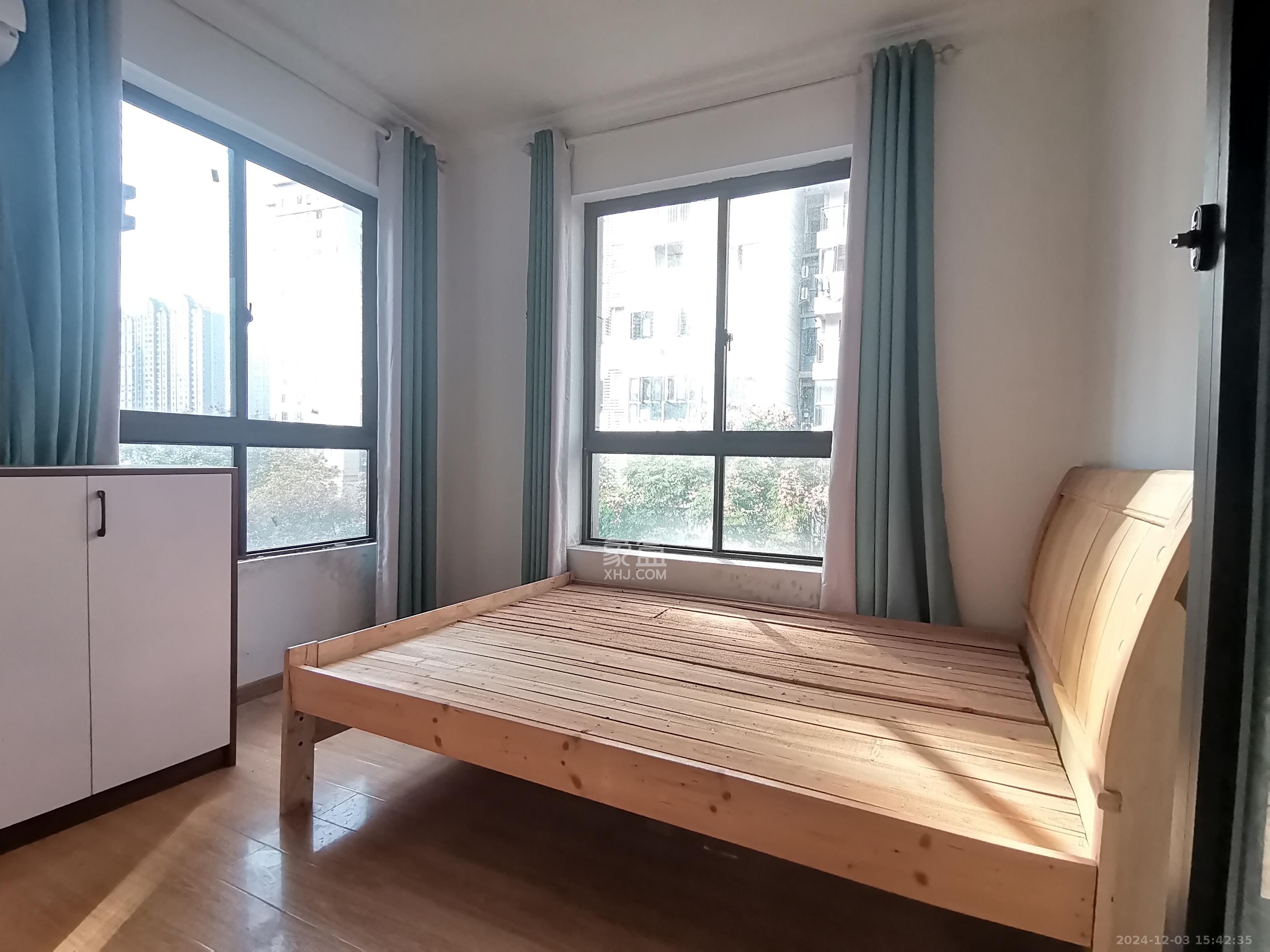 北大资源理想家园  4室2厅2卫    3500.0元/月 北大资源理想家园  4室2厅2卫    3500.0元/月室内图