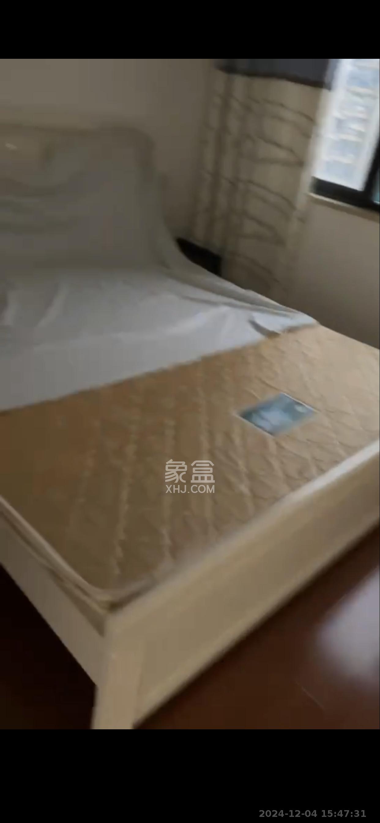 好莱城(弘德西街)  4室0厅0卫    3000.0元/月 好莱城(弘德西街)  4室0厅0卫    3000.0元/月室内图