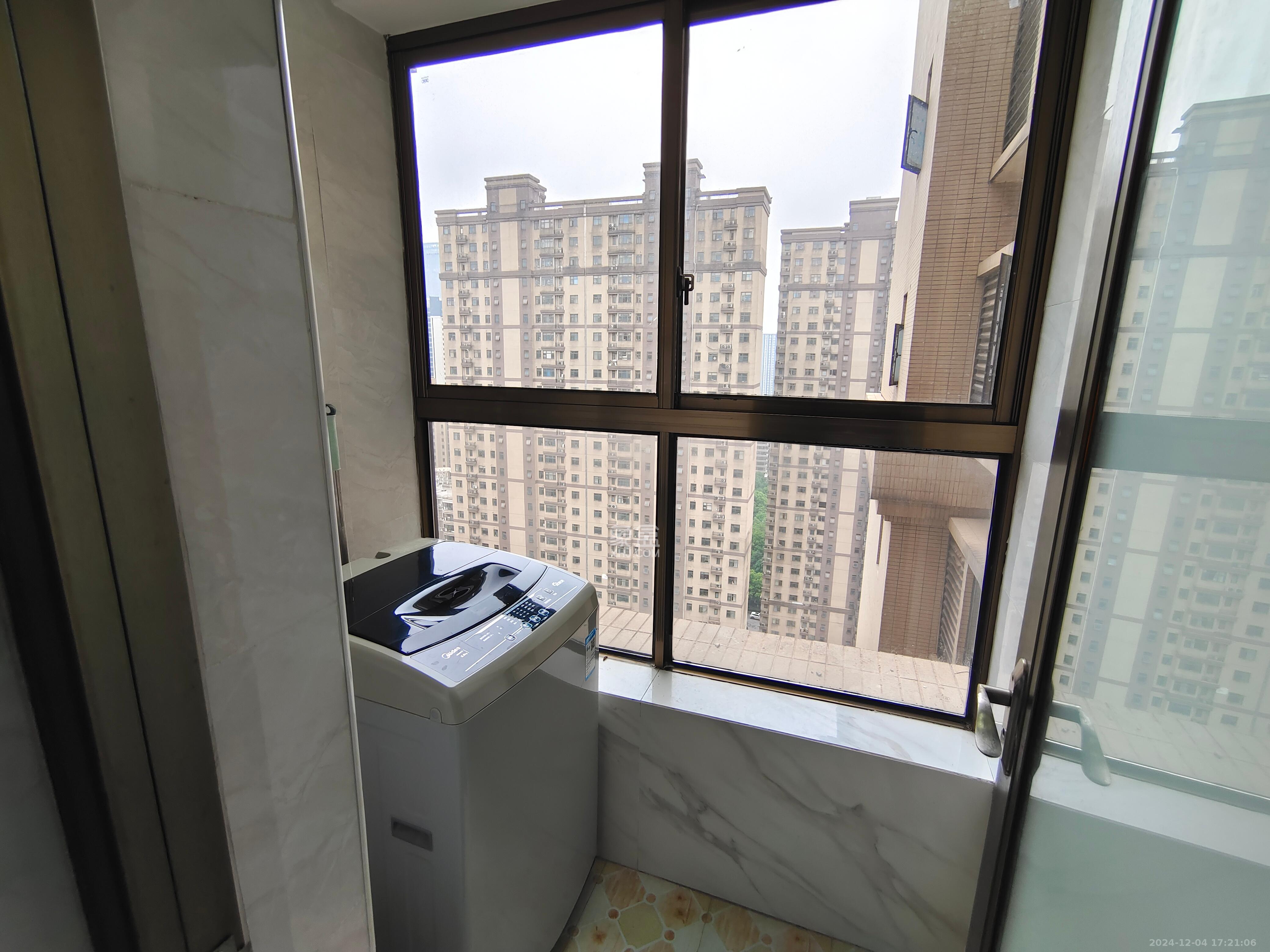 江山帝景哈佛  1室1厅1卫   2100.00元/月户型图
