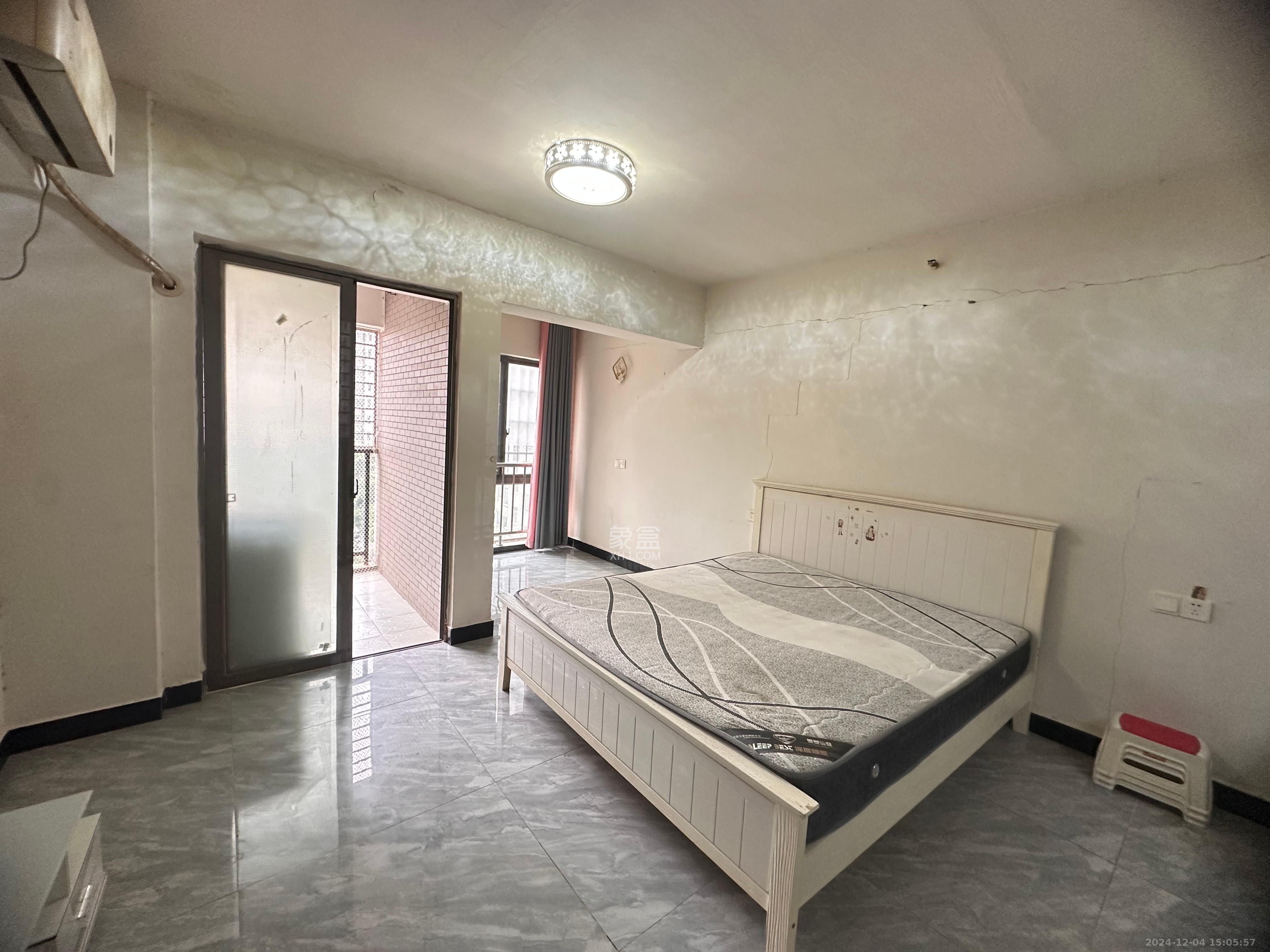 德庆水韵山城 1室1厅1卫 1500.0元/月 德庆水韵山城 1室1厅1卫 1500.0元/月室内图