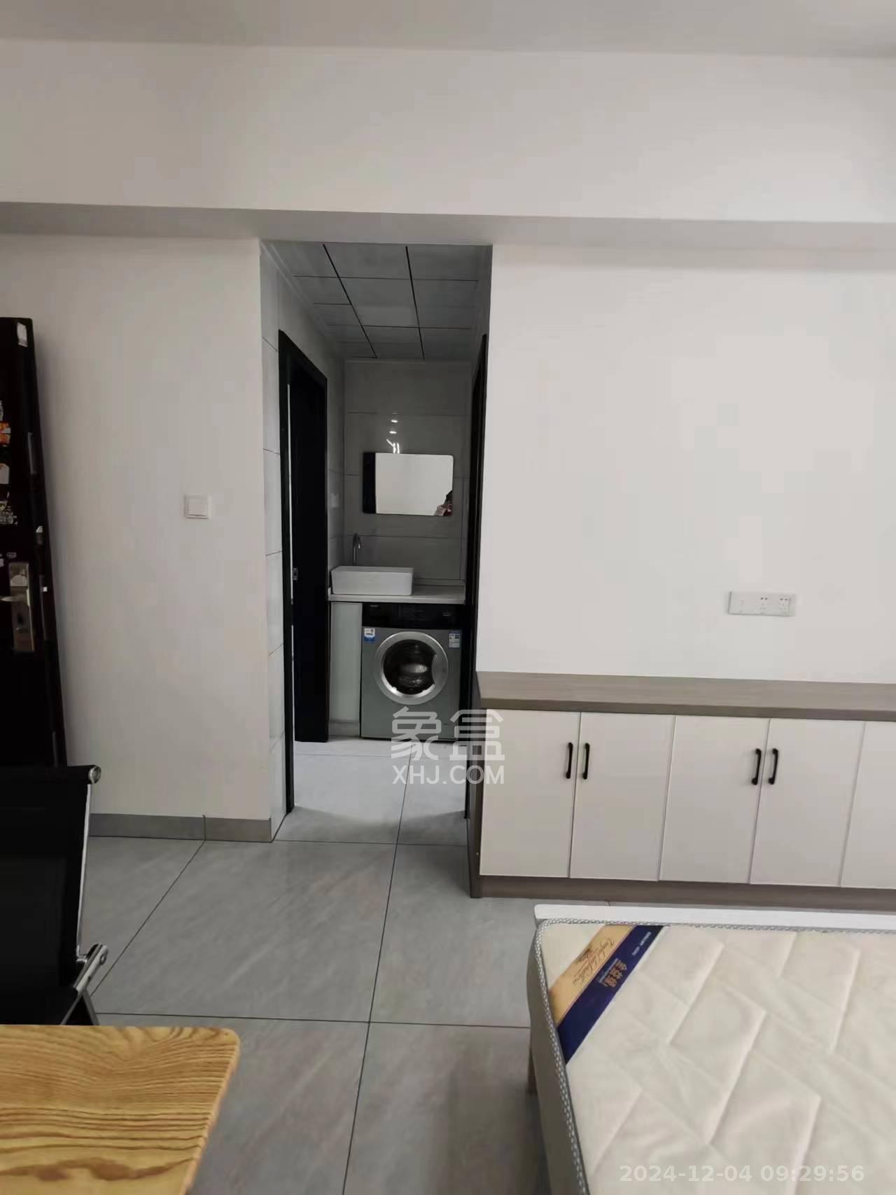 燕珑新寓  1室1厅1卫   1600.00元/月室内图