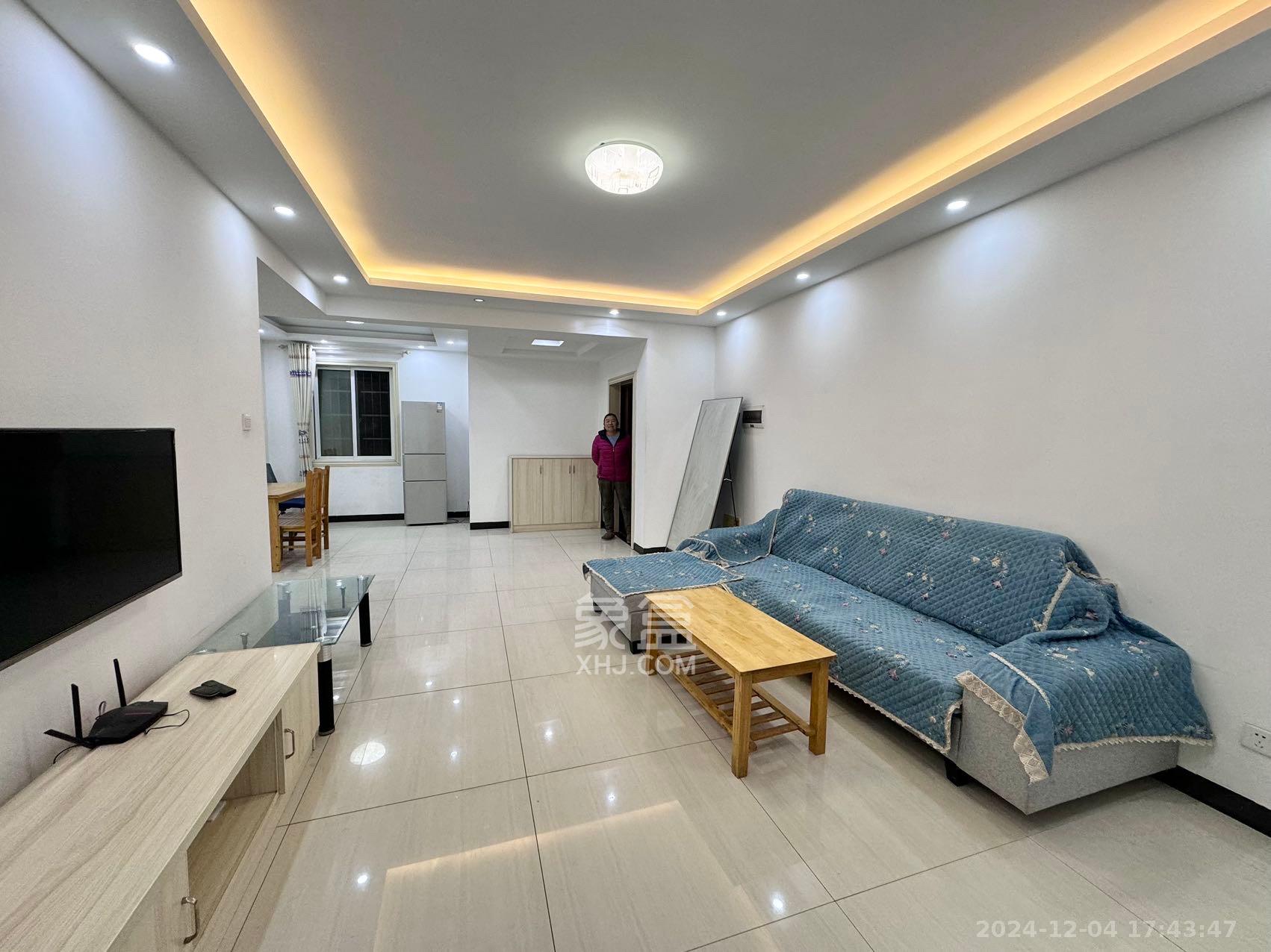 星城新宇莲景苑 1室2厅1卫 2700.0元/月 星城新宇莲景苑 1室2厅1卫 2700.0元/月室内图