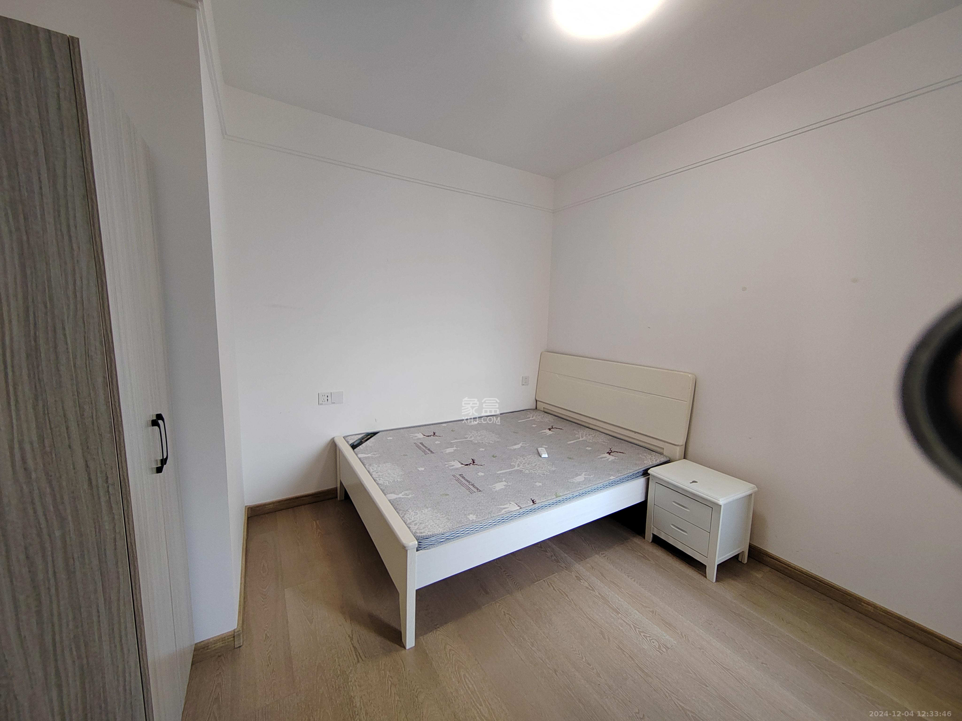 澳海谷山府 3室2厅1卫 2000.0元/月 澳海谷山府 3室2厅1卫 2000.0元/月室内图