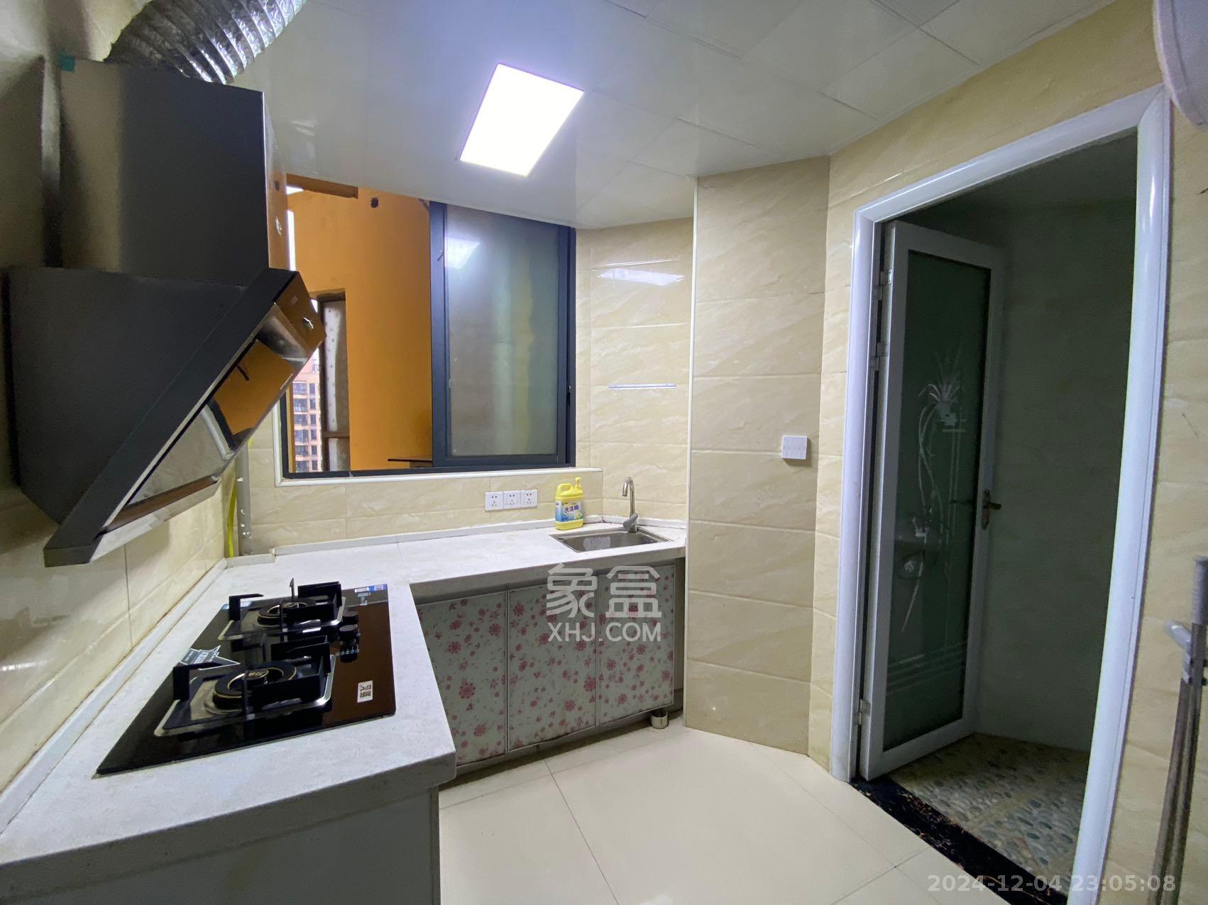 勤诚达新界 3室2厅2卫 2300.0元/月 勤诚达新界 3室2厅2卫 2300.0元/月室内图