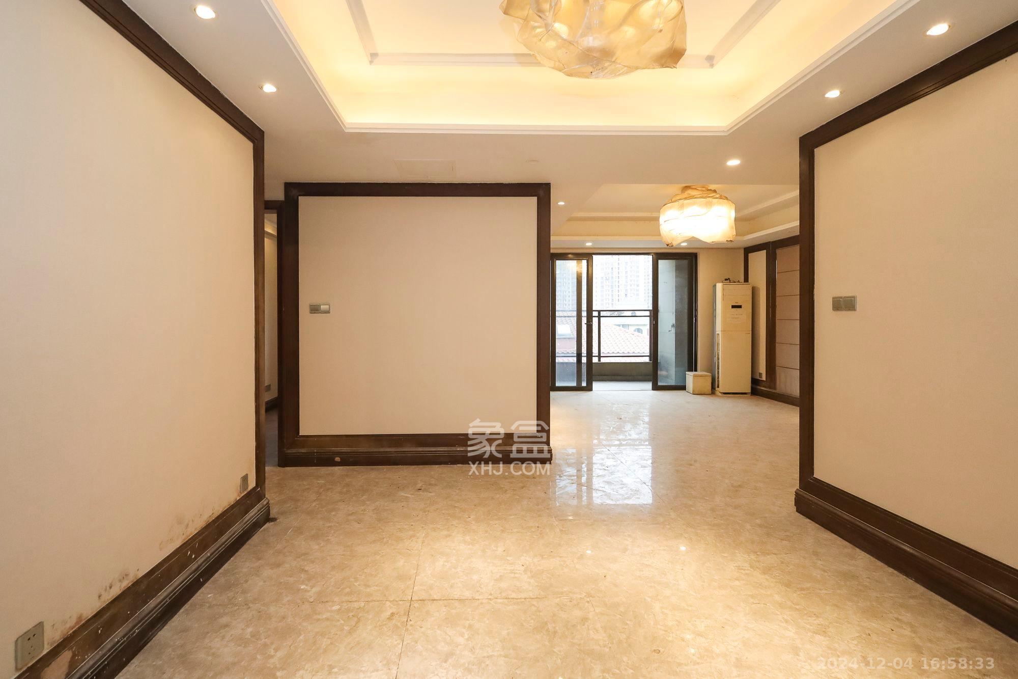 恒大御景天下城一期  1室0厅0卫    2600.0元/月 恒大御景天下城一期  1室0厅0卫    2600.0元/月