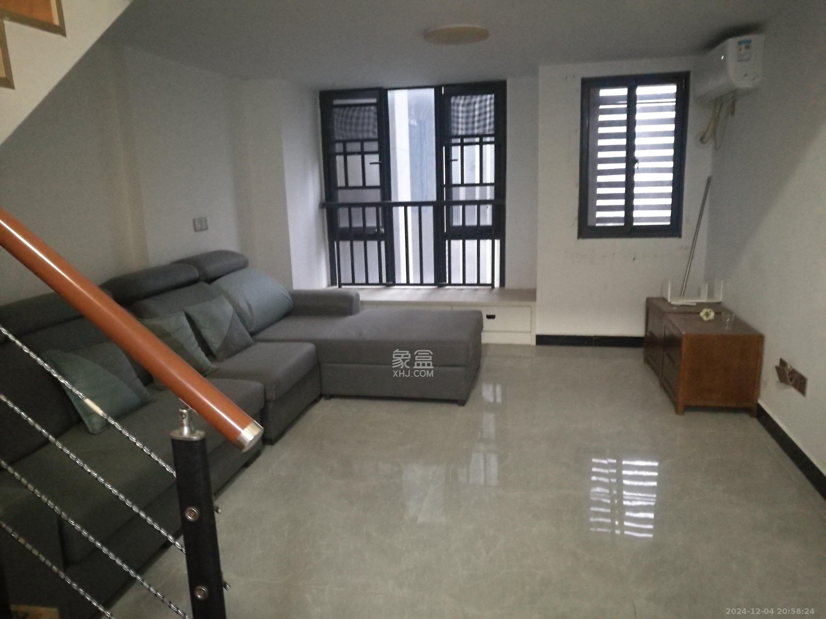 嘉宇银杉(嘉宇西苑) 1室0厅0卫 1600.0元/月 嘉宇银杉(嘉宇西苑) 1室0厅0卫 1600.0元/月室内图