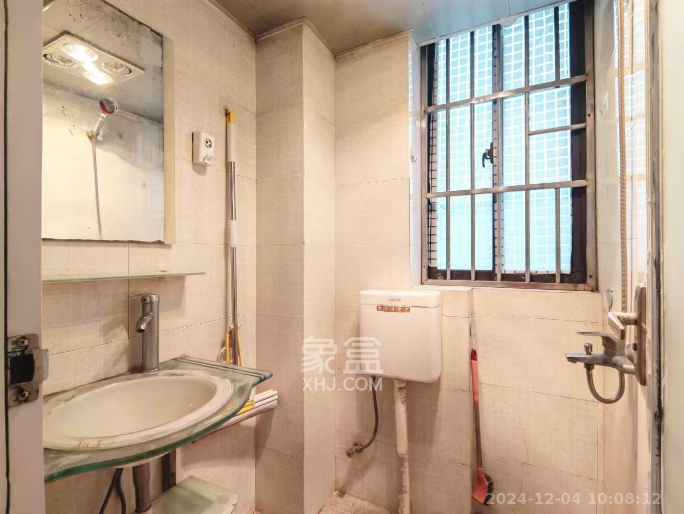 和庄  2室1厅1卫    2100.0元/月室内图