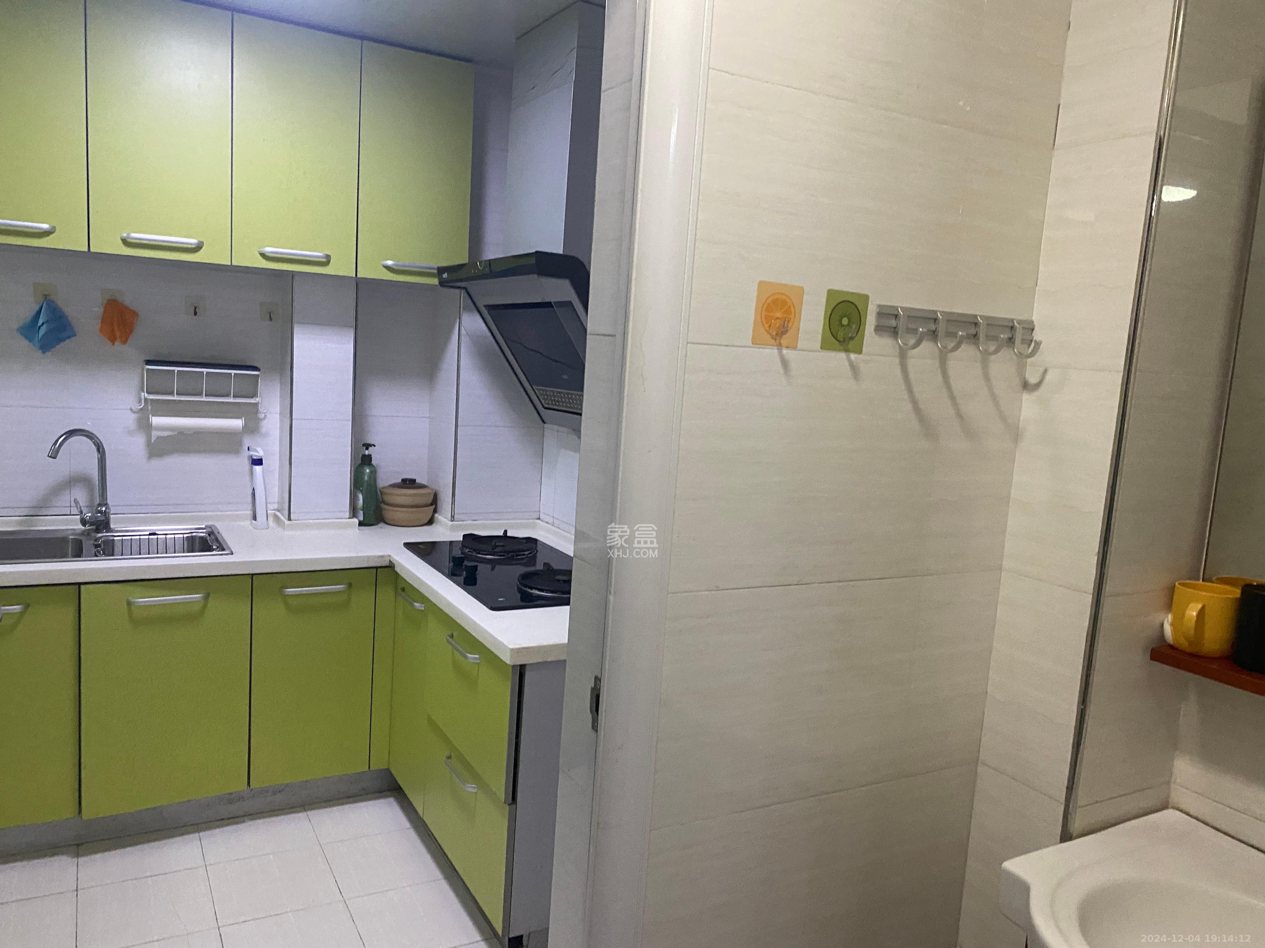 湘府9号  2室2厅1卫    2500.0元/月室内图