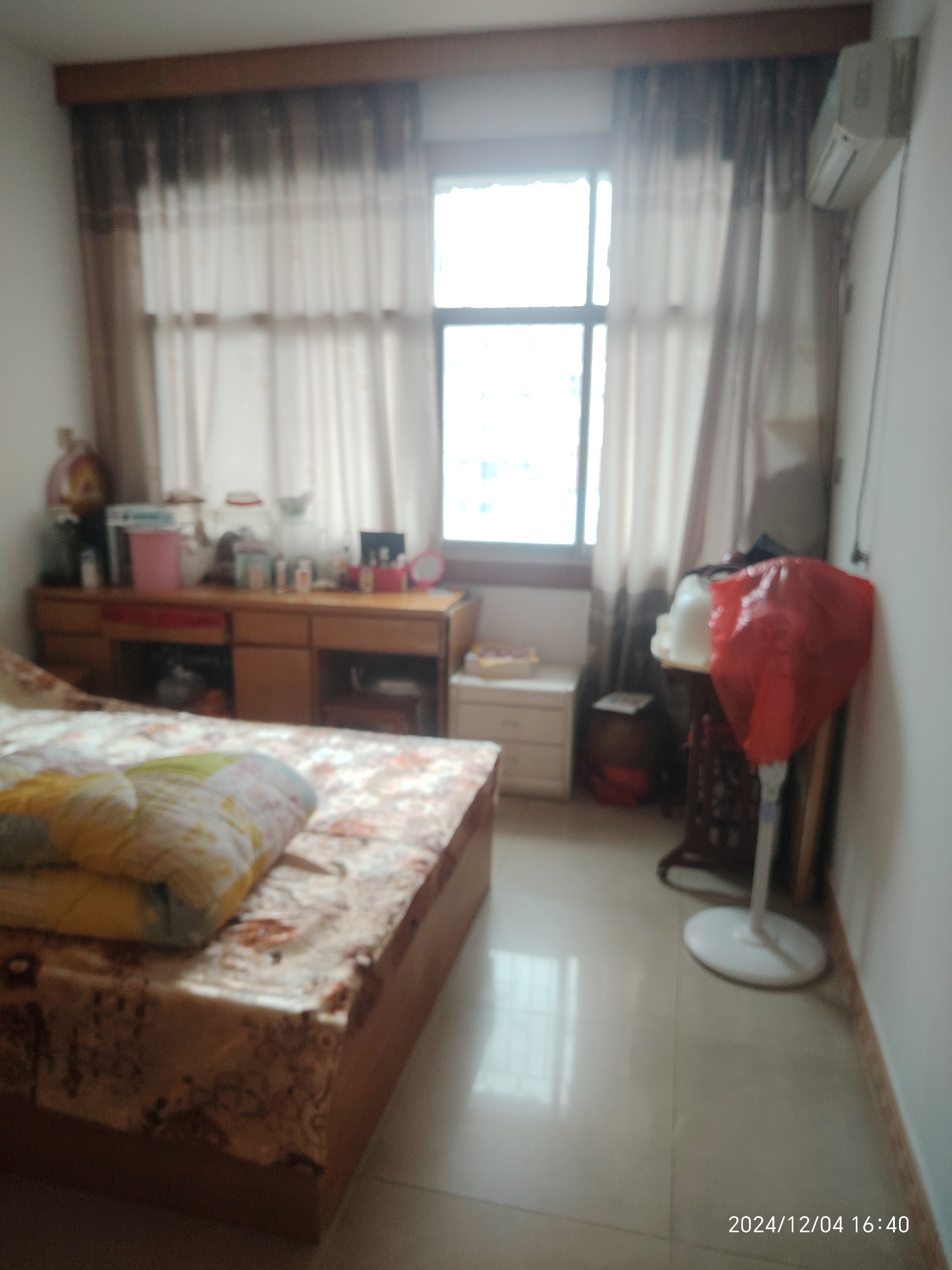 育财农贸市场(民营市场) 3室2厅2卫 45.0万 育财农贸市场(民营市场) 3室2厅2卫 45.0万客厅