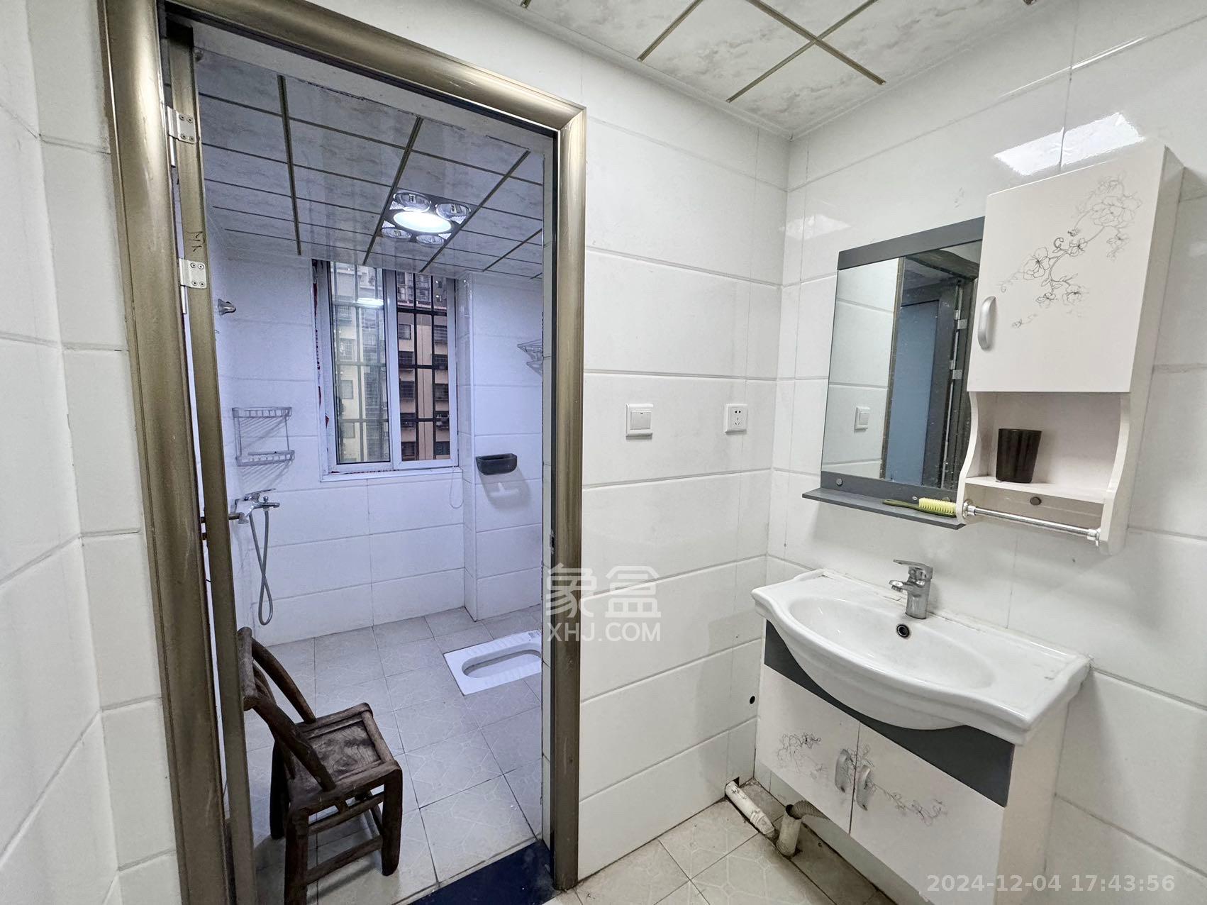 星城新宇莲景苑 1室2厅1卫 2700.0元/月 星城新宇莲景苑 1室2厅1卫 2700.0元/月室内图