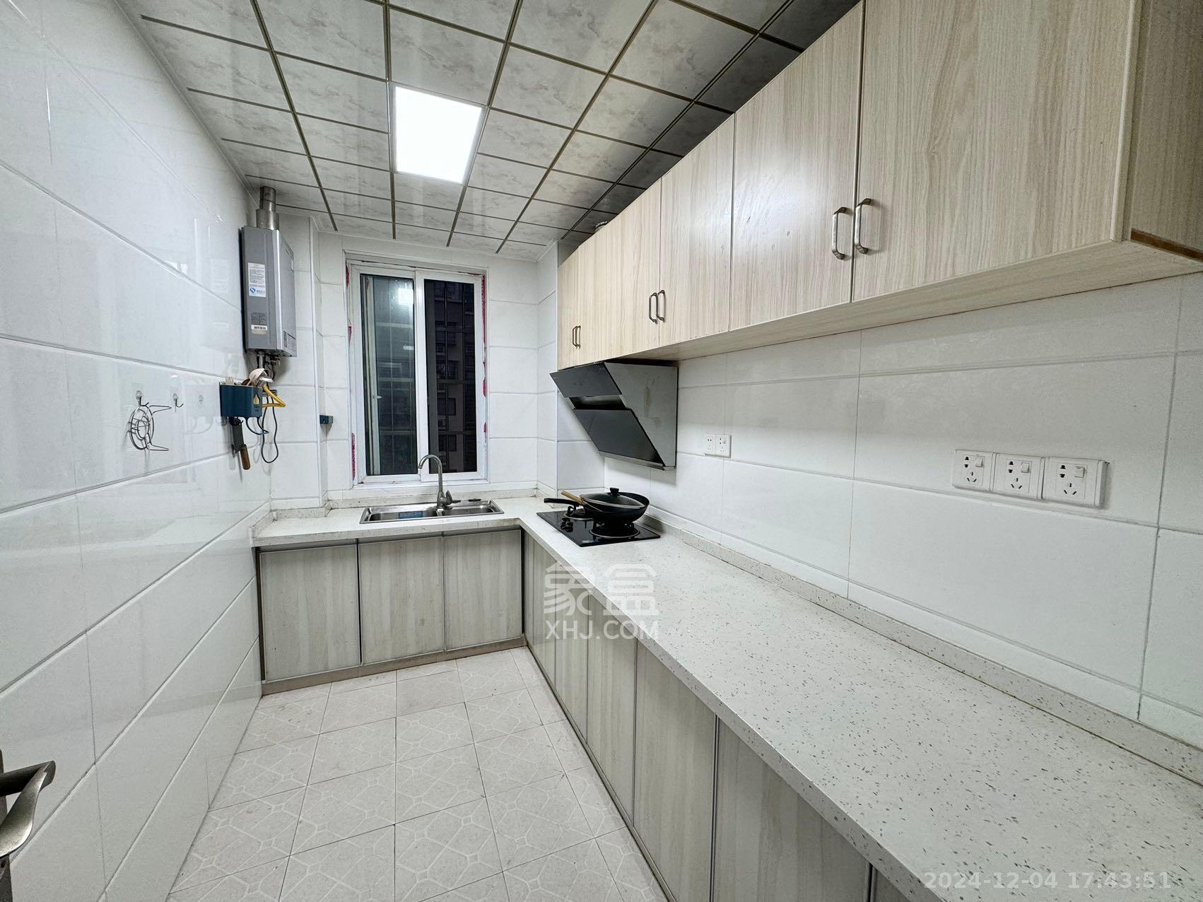 星城新宇莲景苑 1室2厅1卫 2700.0元/月 星城新宇莲景苑 1室2厅1卫 2700.0元/月室内图