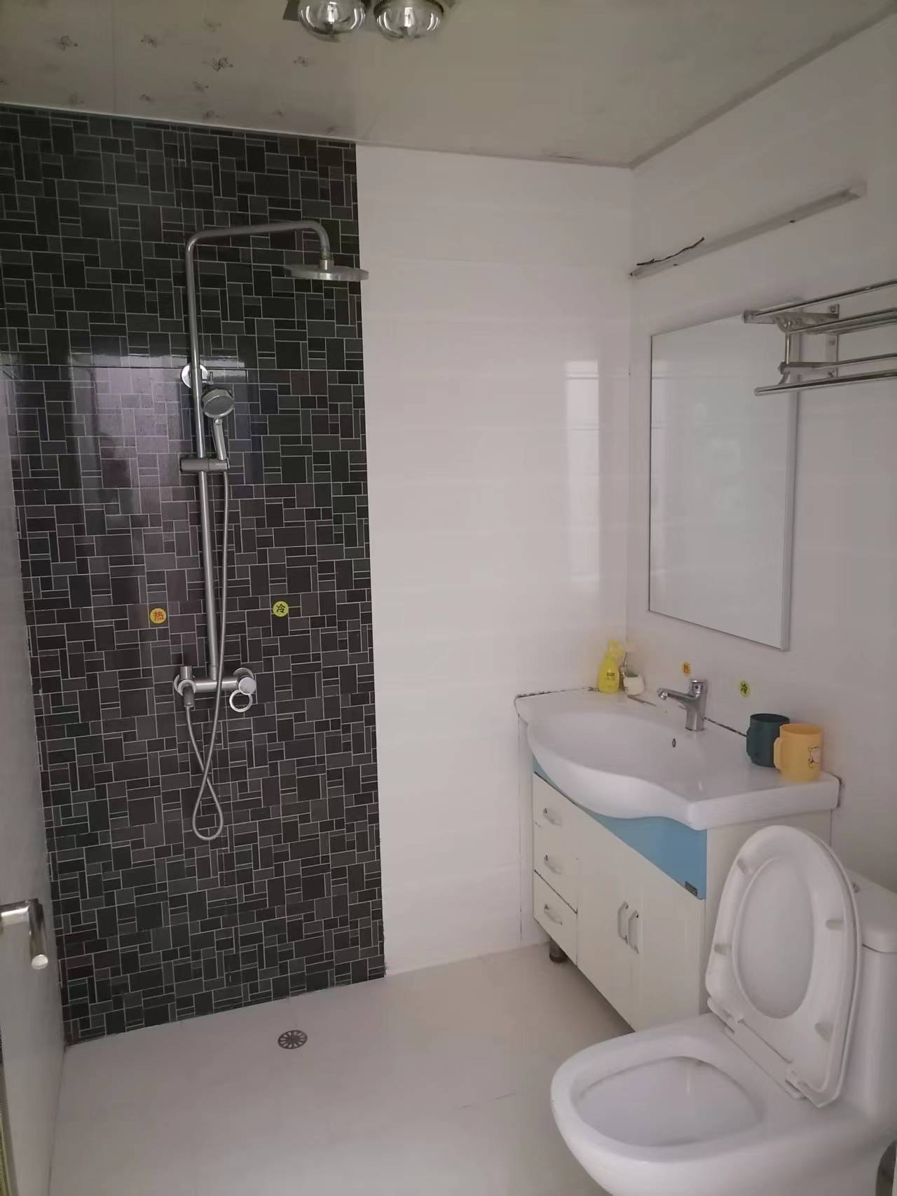 龙江明珠(龙江花苑) 3室1厅0卫 2200.0元/月 龙江明珠(龙江花苑) 3室1厅0卫 2200.0元/月室内图