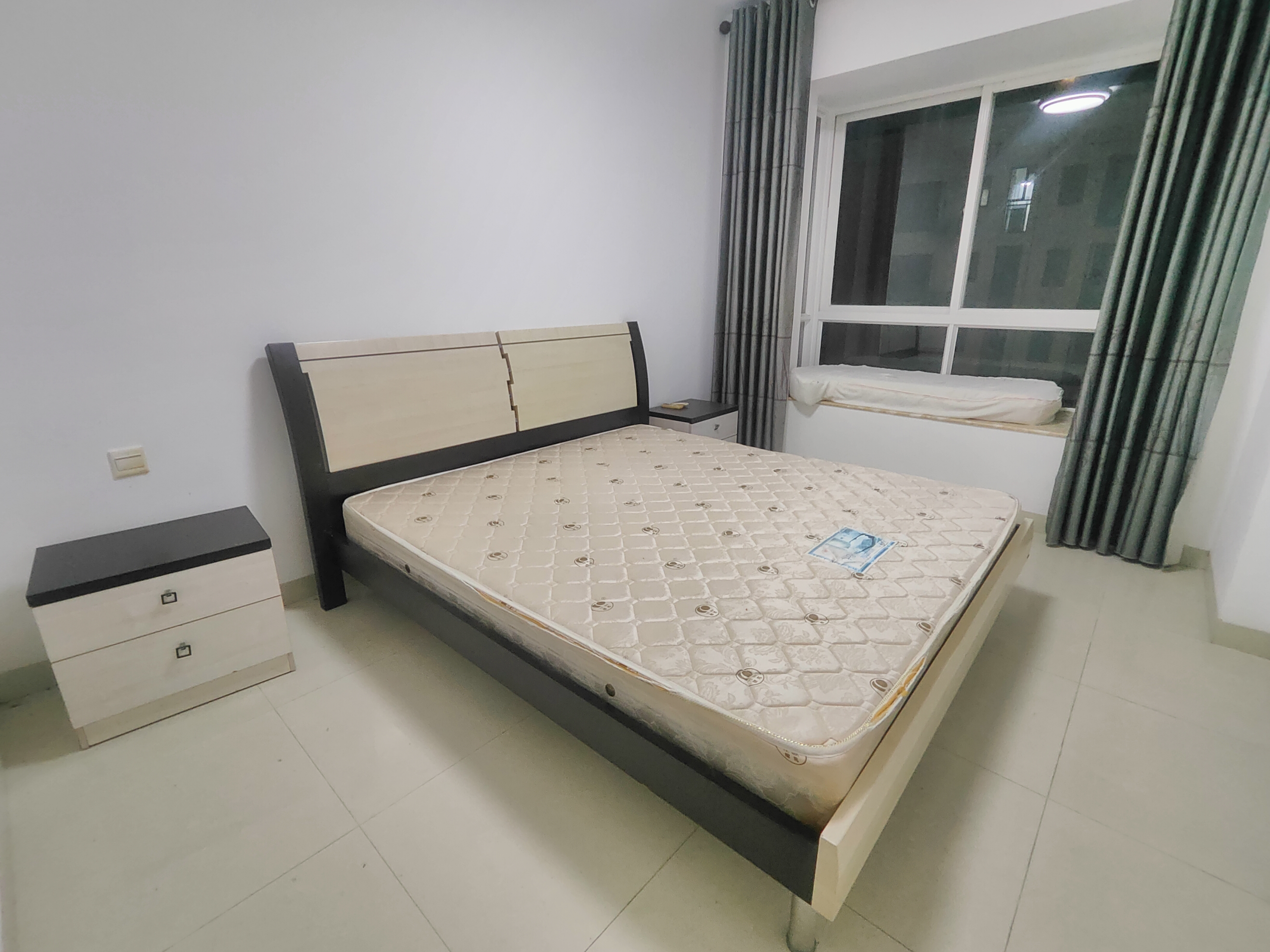 海韵裕都 1室1厅1卫 2000.0元/月 海韵裕都 1室1厅1卫 2000.0元/月室内图