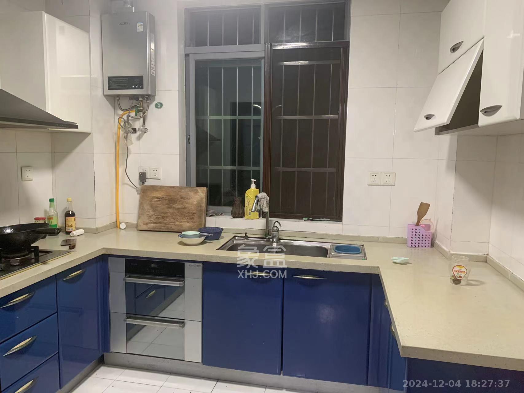 万煦园 4室2厅2卫 3000.0元/月 万煦园 4室2厅2卫 3000.0元/月室内图