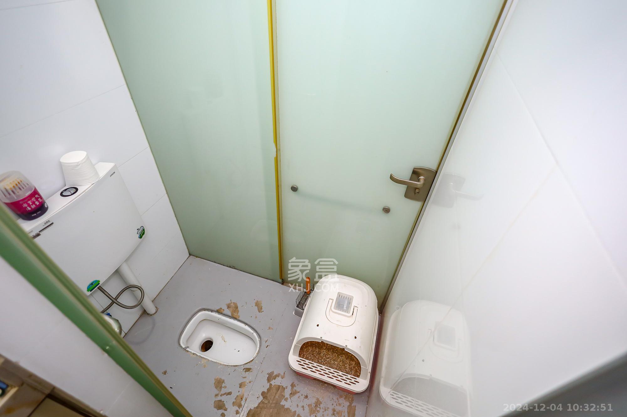 钱隆首府(福晟御园)  3室2厅2卫   3800.00元/月室内图